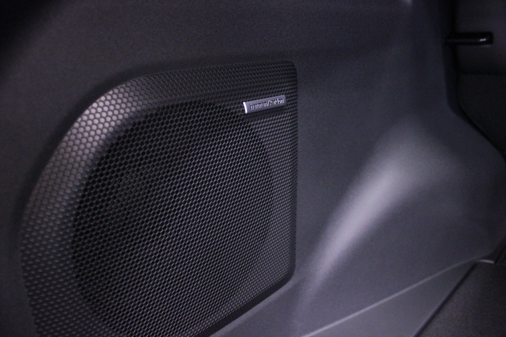 SUBARU Solterra 2026