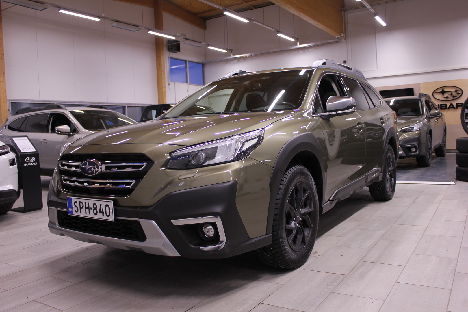 SUBARU Outback 2023