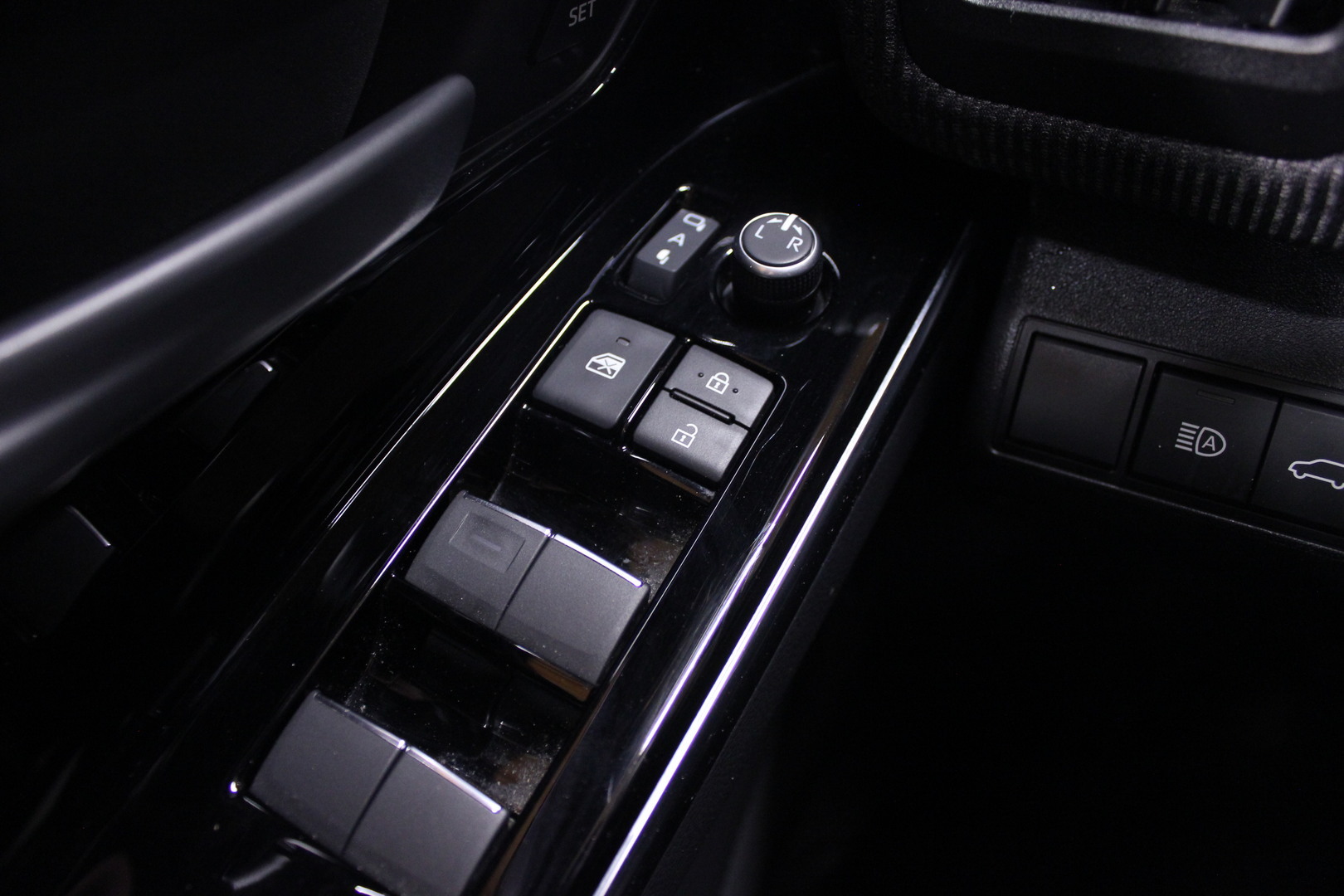 SUBARU Solterra 2023