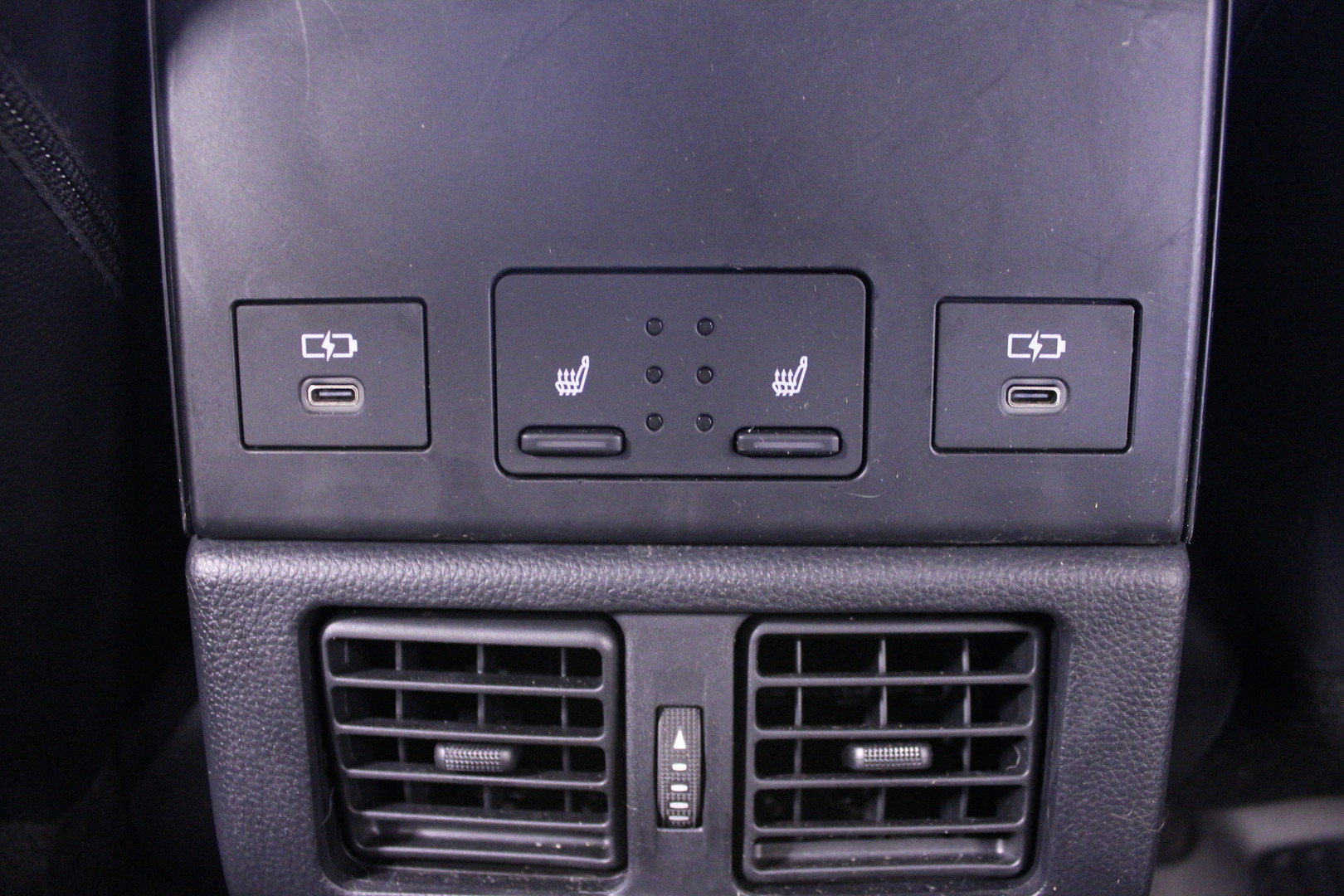 SUBARU Solterra 2023