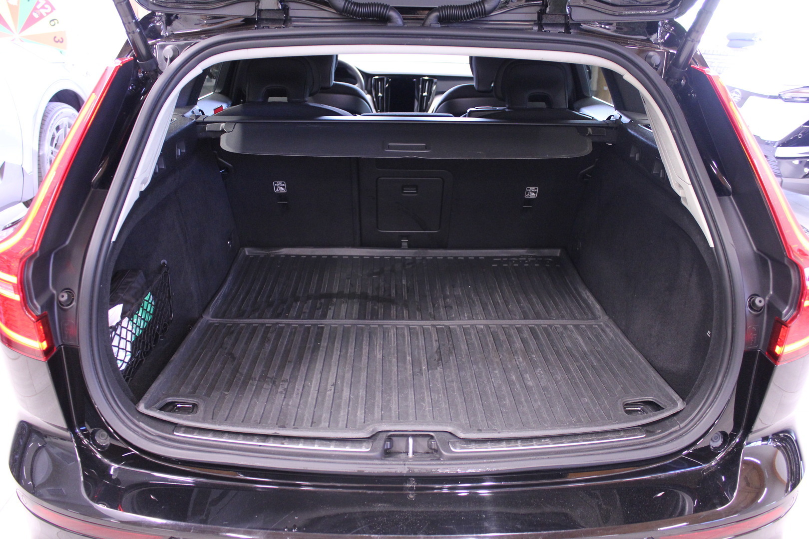 VOLVO V60 2022