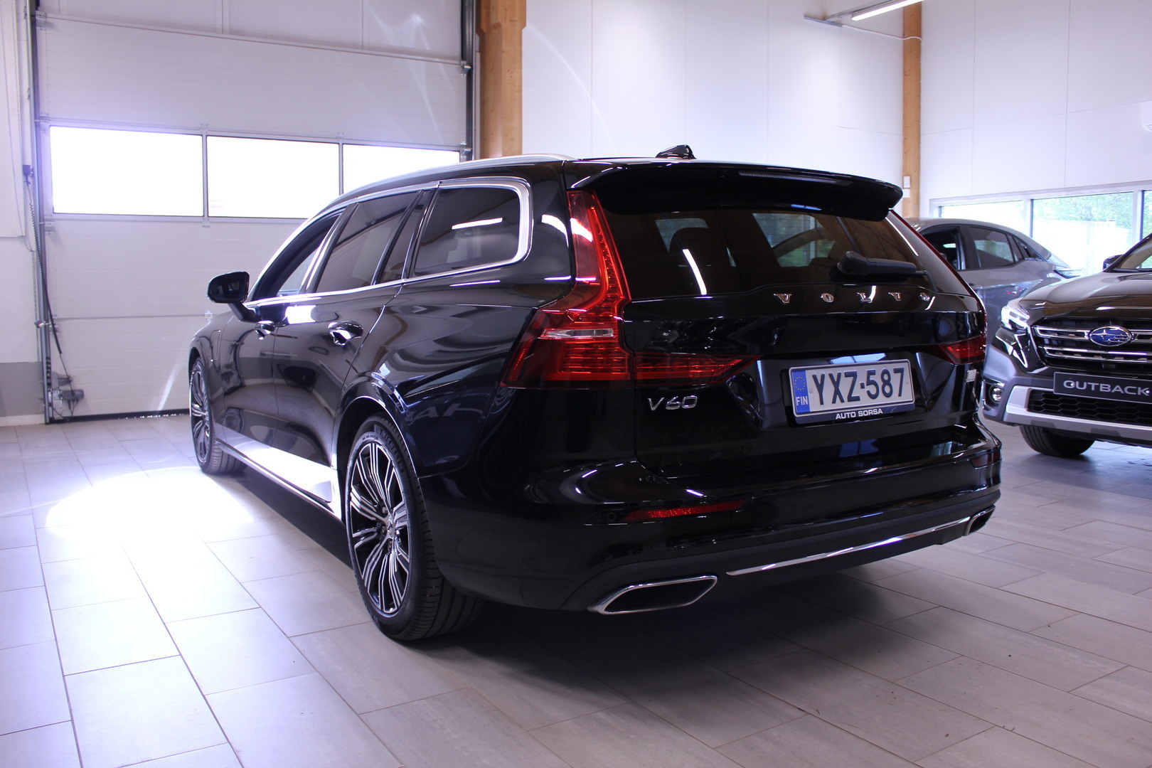 VOLVO V60 2022