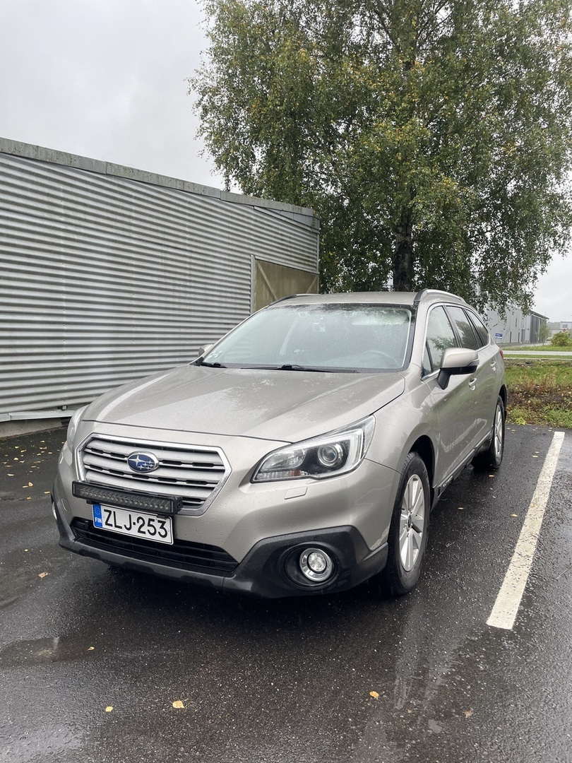SUBARU Outback 2017