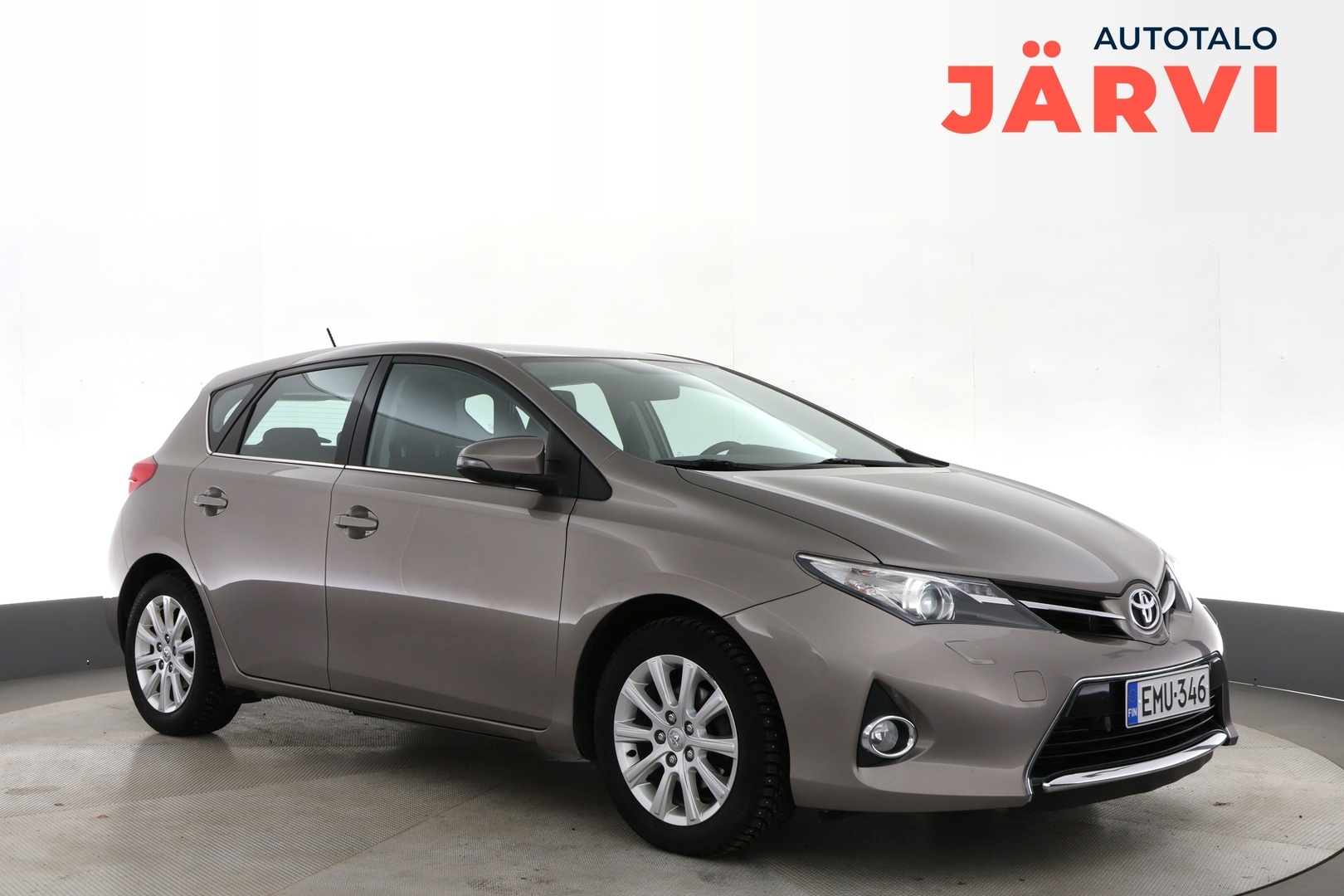 TOYOTA Auris 2014