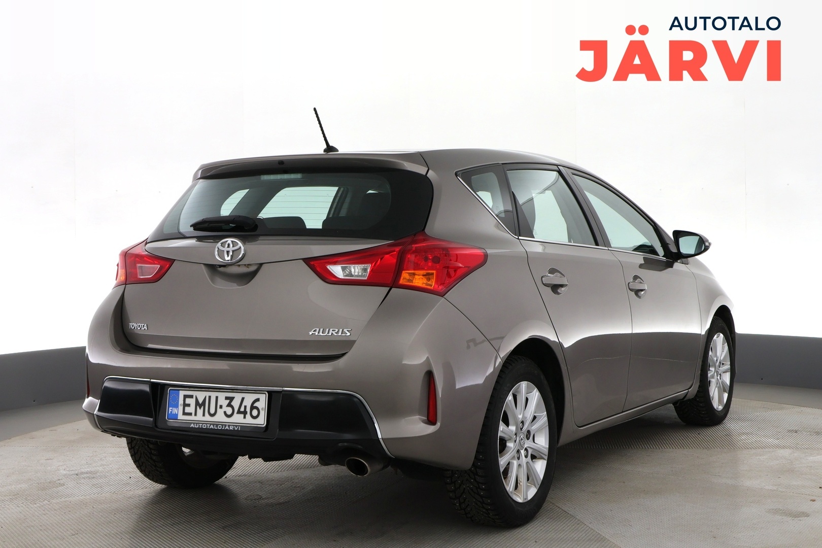 TOYOTA Auris 2014