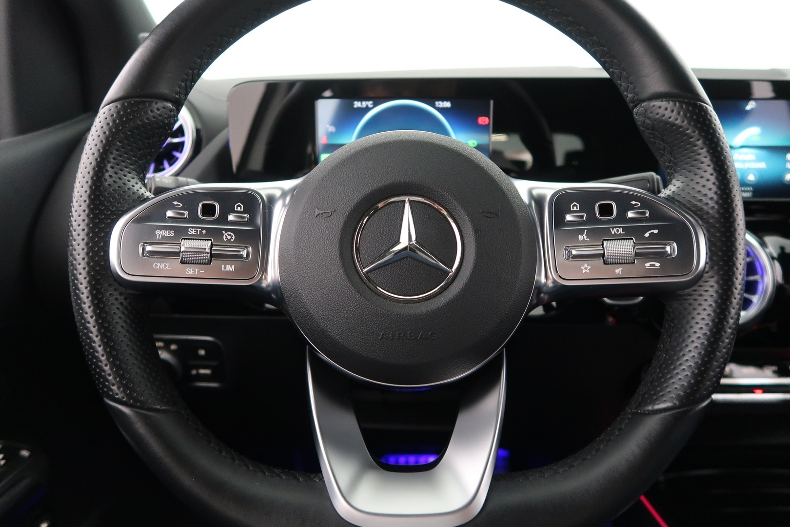 MERCEDES-BENZ B 2020