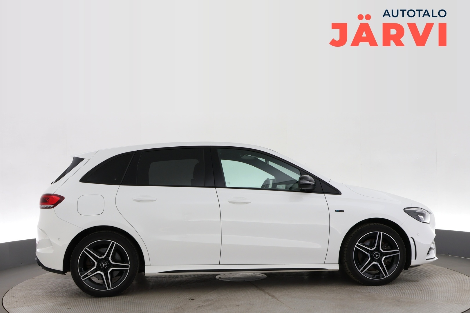 MERCEDES-BENZ B 2020