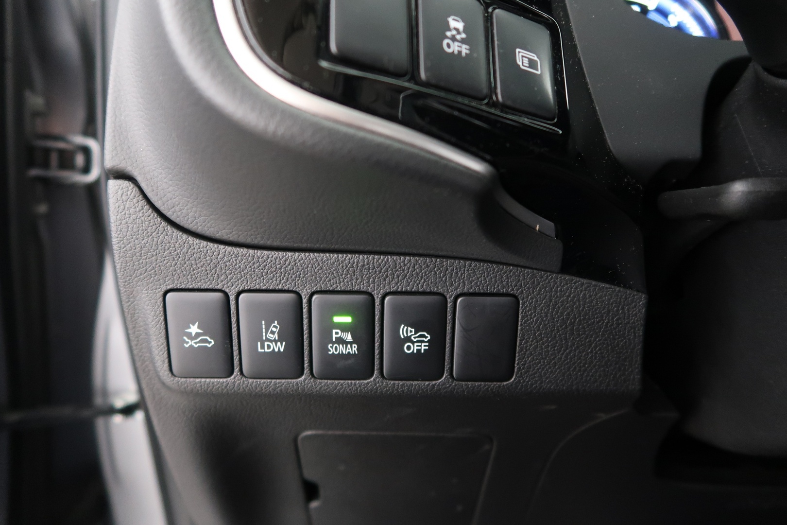 MITSUBISHI Outlander 2019