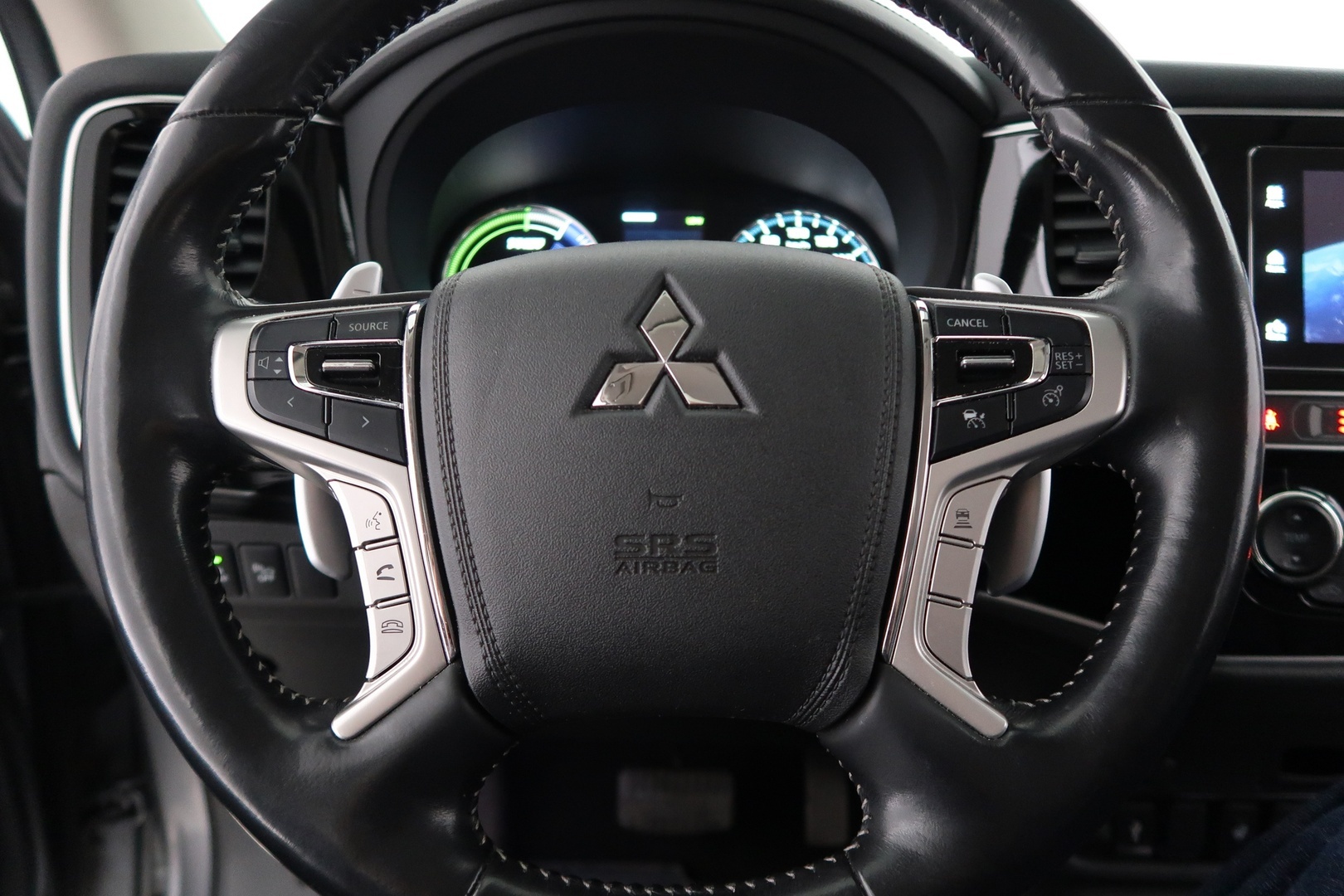 MITSUBISHI Outlander 2019