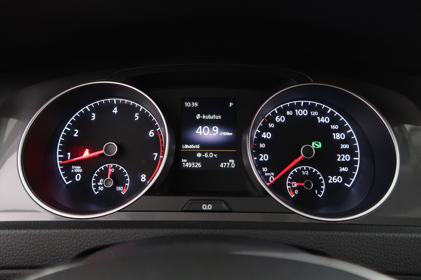 VOLKSWAGEN Golf 2016