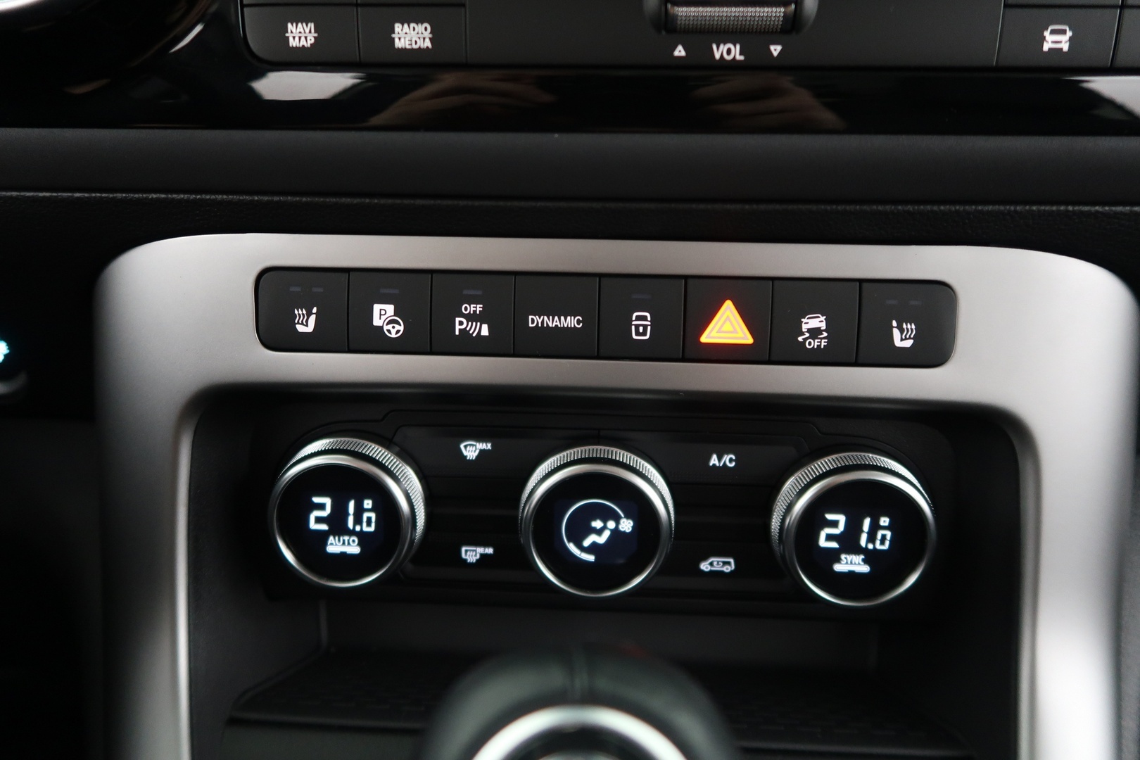 MERCEDES-BENZ EQT 2023