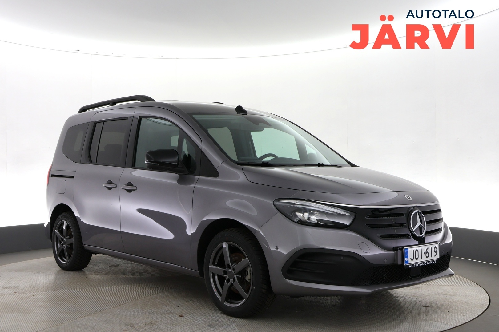 MERCEDES-BENZ EQT 2023