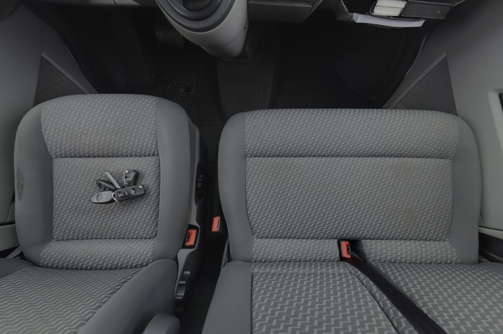 VOLKSWAGEN Transporter 2011