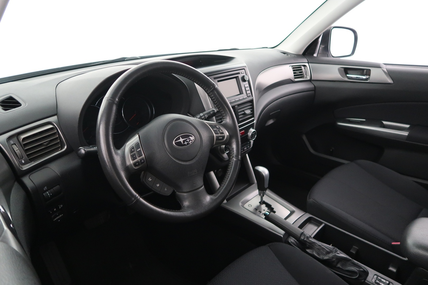 SUBARU Forester 2012