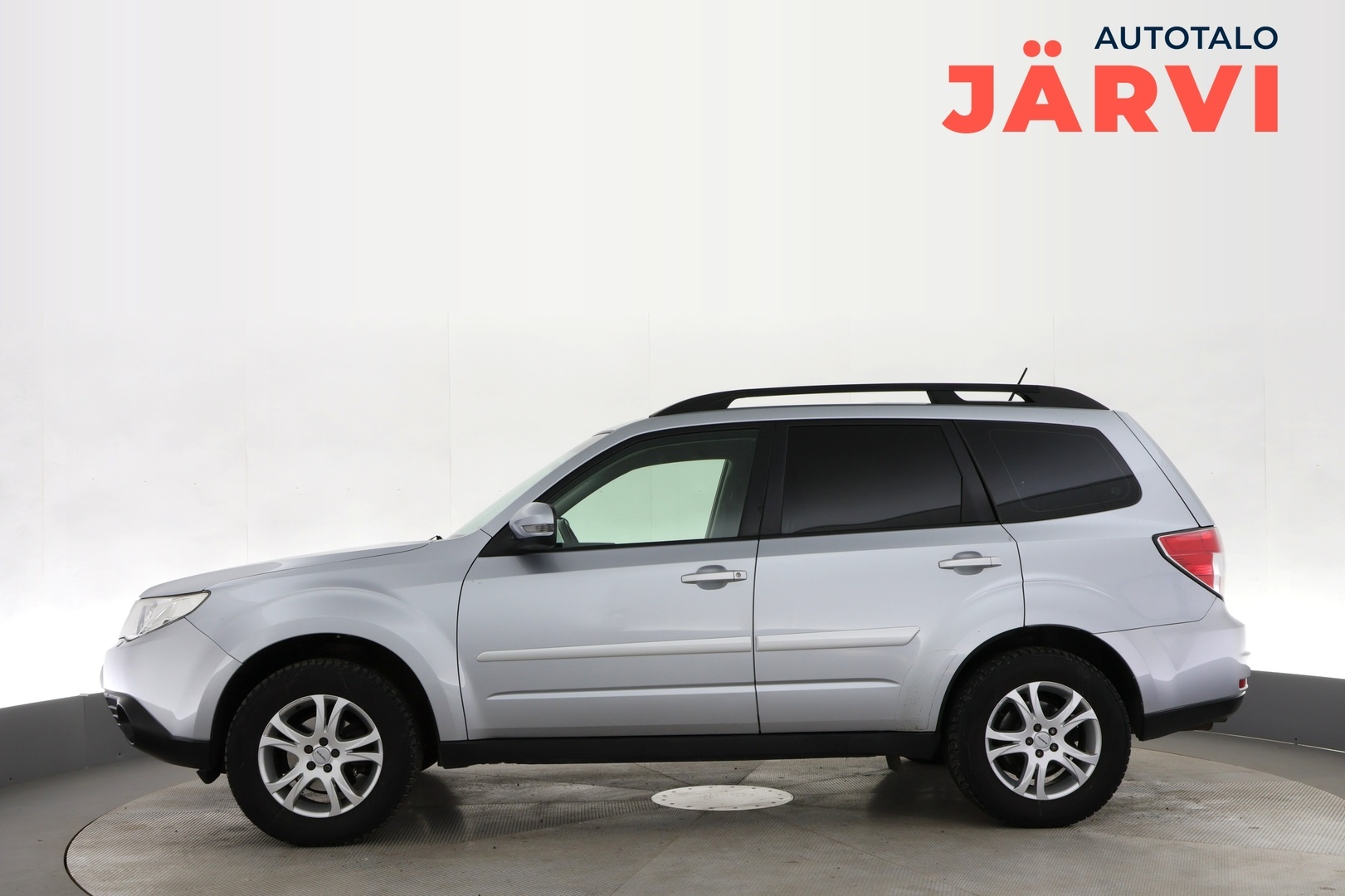 SUBARU Forester 2012