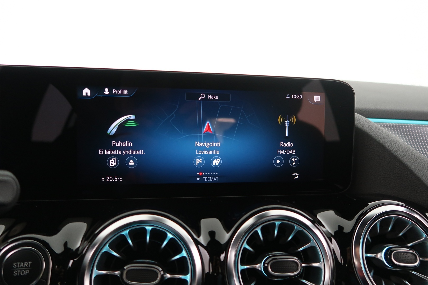 MERCEDES-BENZ EQA 2023