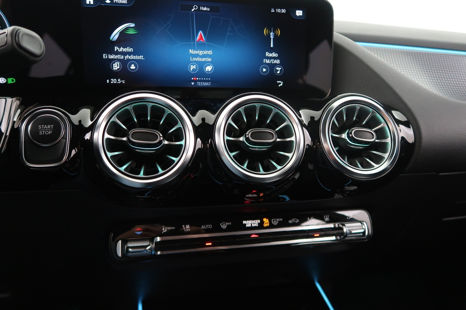 MERCEDES-BENZ EQA 2023