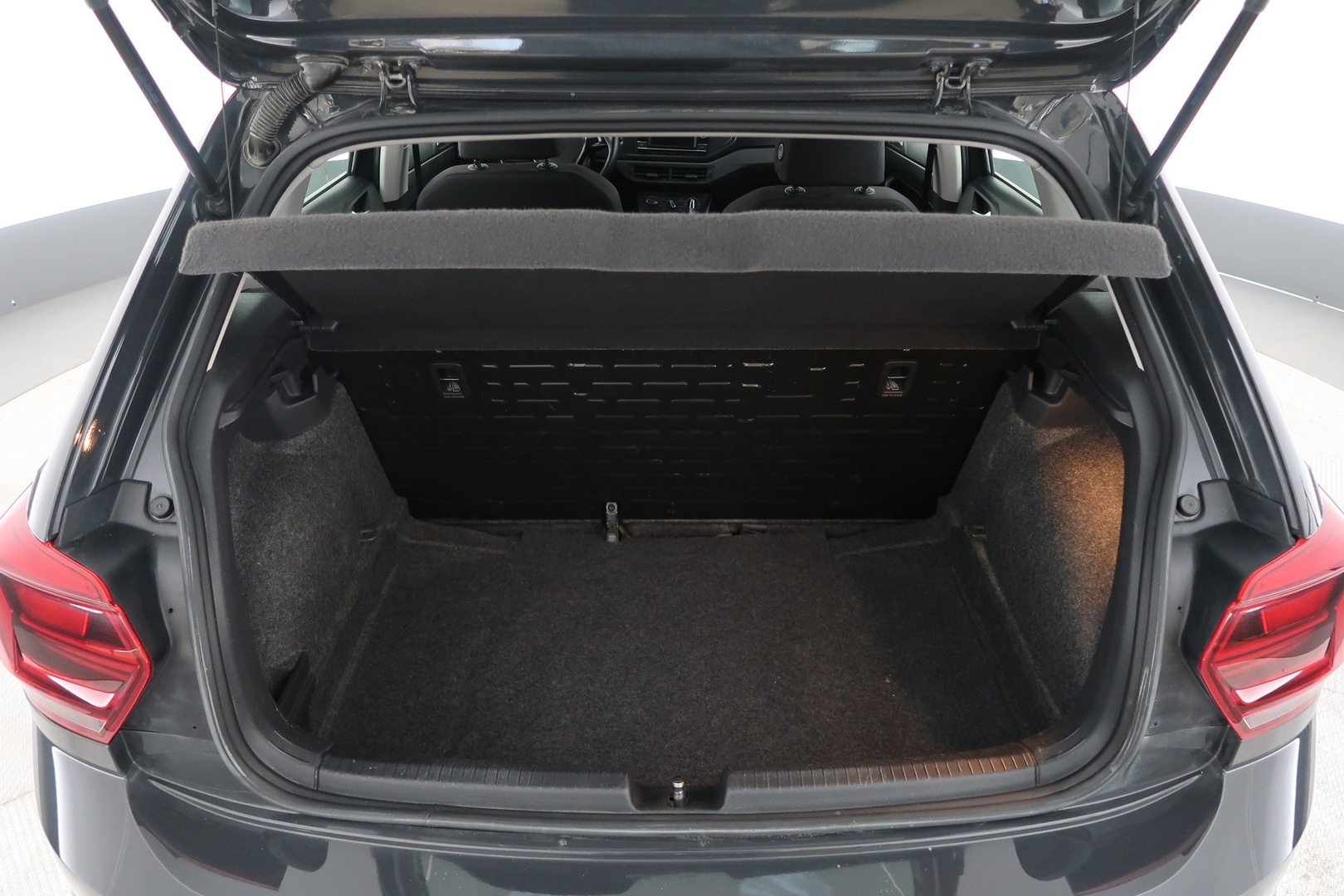 VOLKSWAGEN Polo 2020