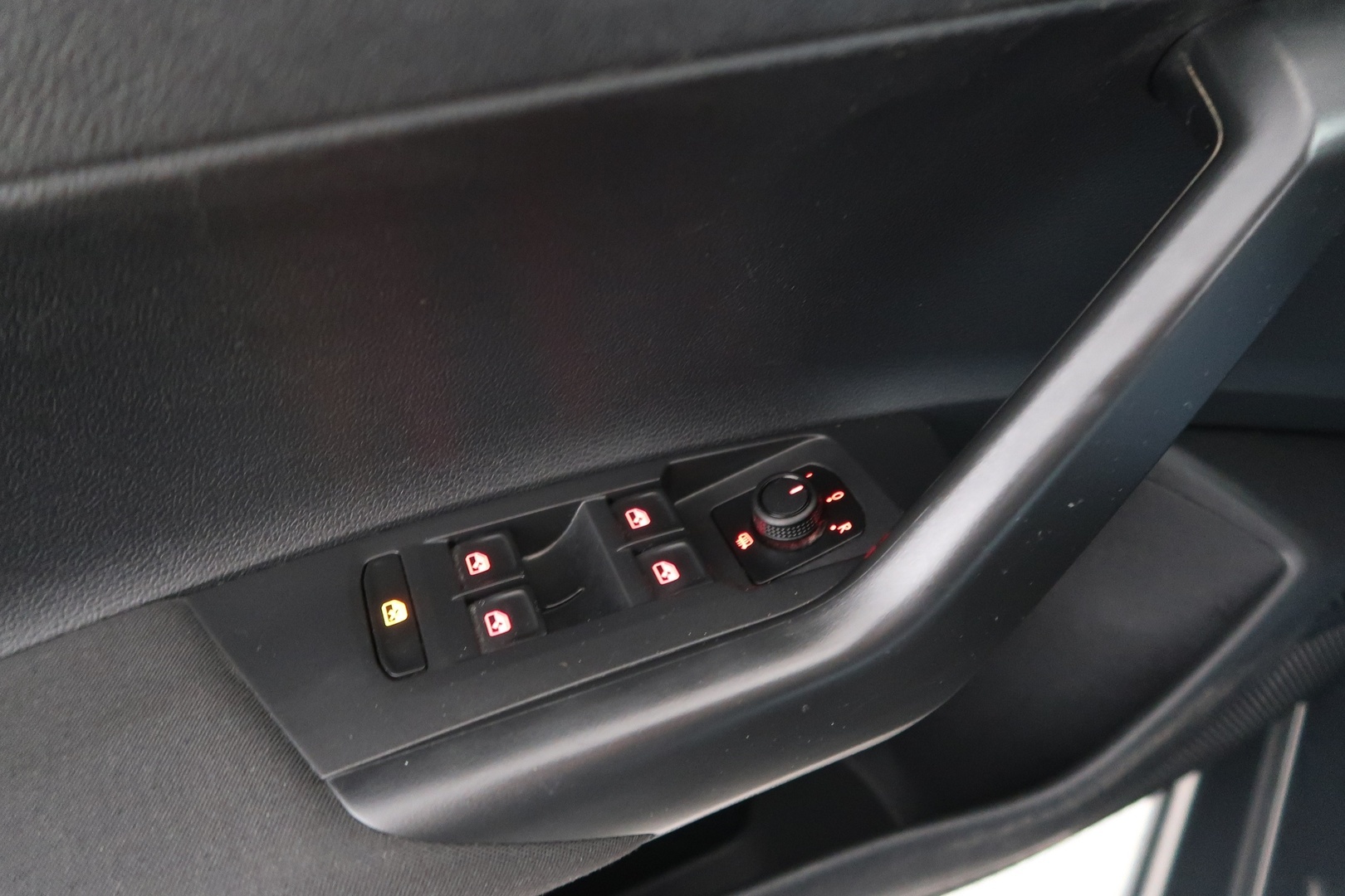 VOLKSWAGEN Polo 2020