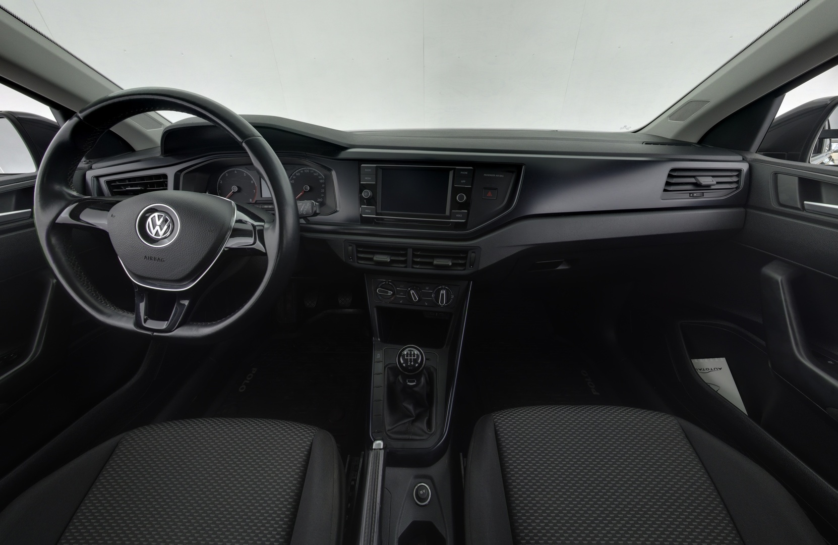 VOLKSWAGEN Polo 2020