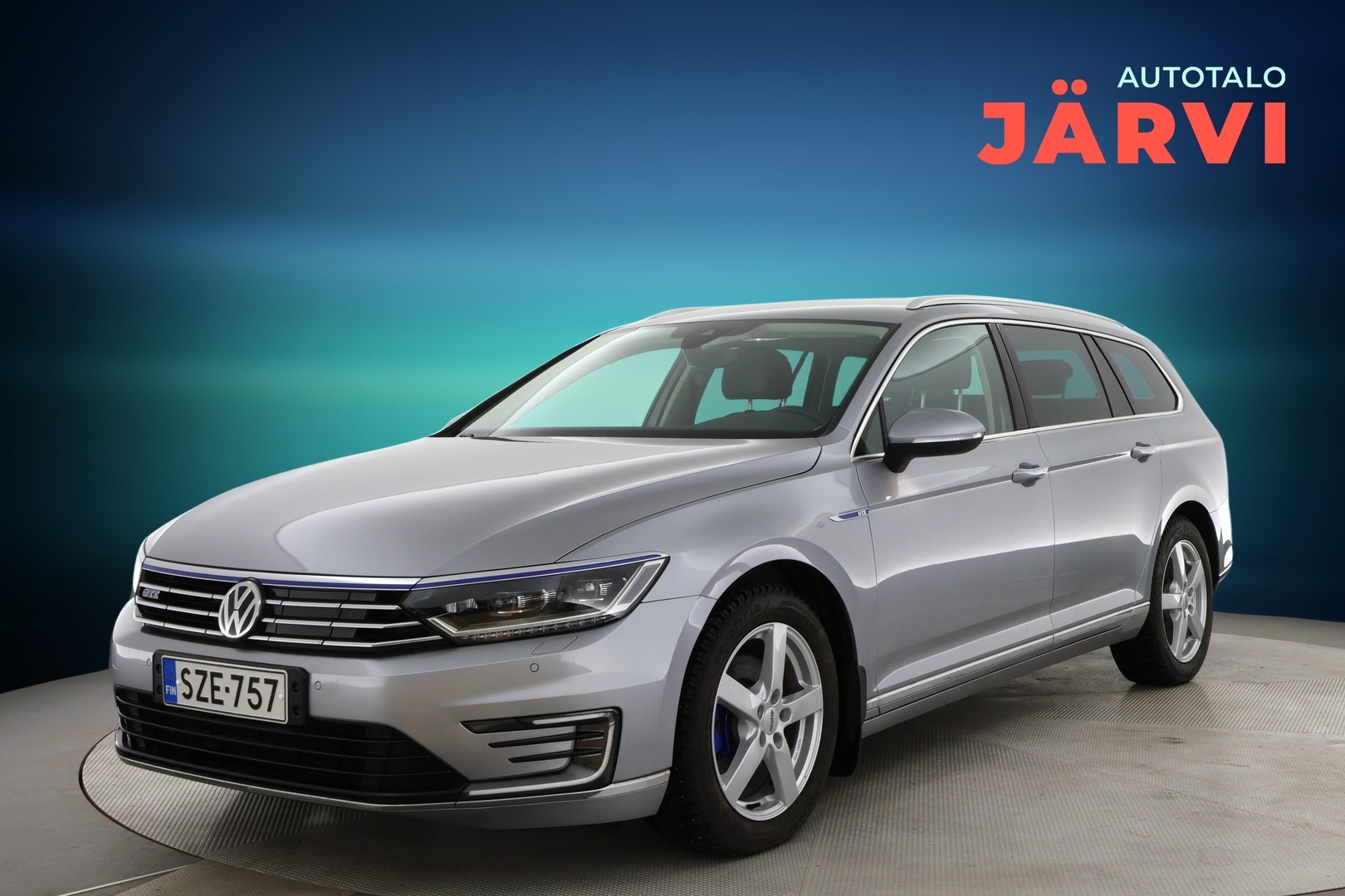 VOLKSWAGEN Passat 2018