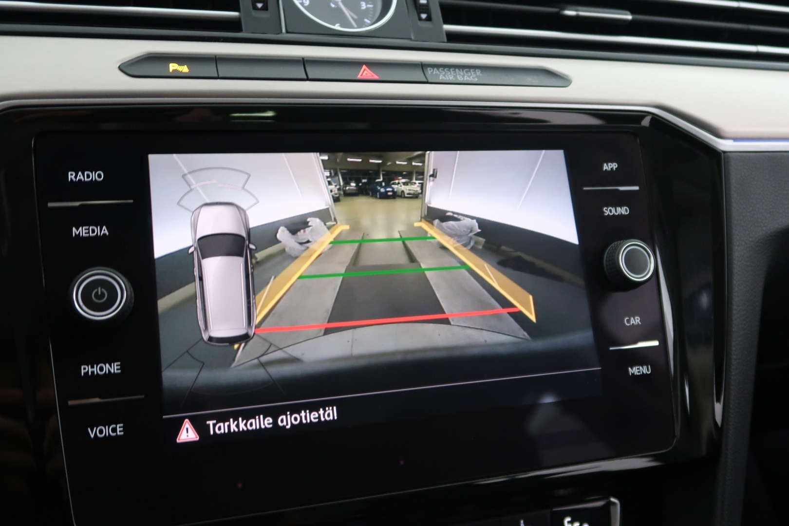 VOLKSWAGEN Passat 2018