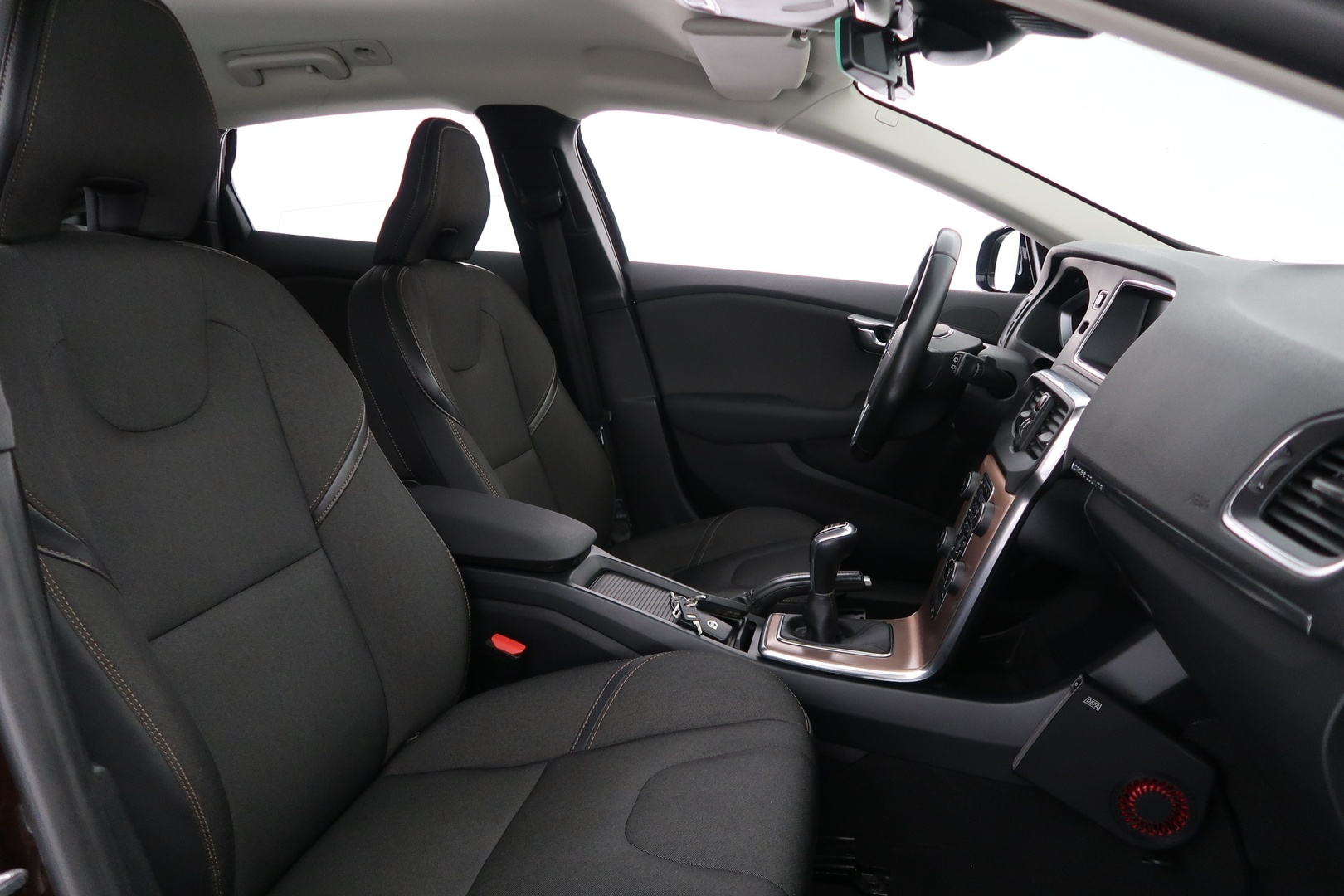 VOLVO V40 Cross Country 2015