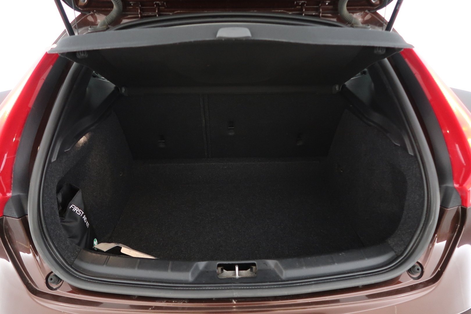 VOLVO V40 Cross Country 2015