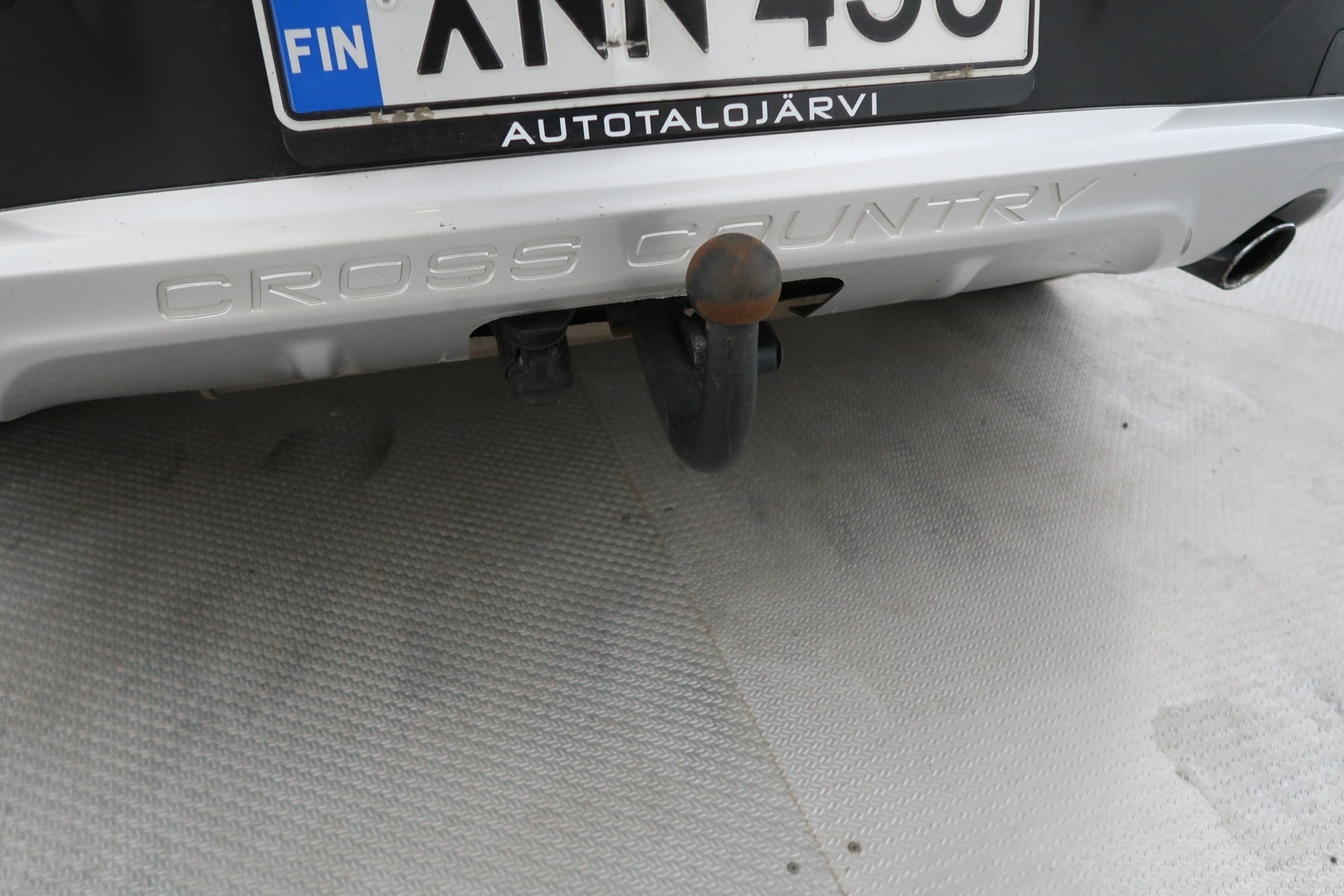 VOLVO V40 Cross Country 2015