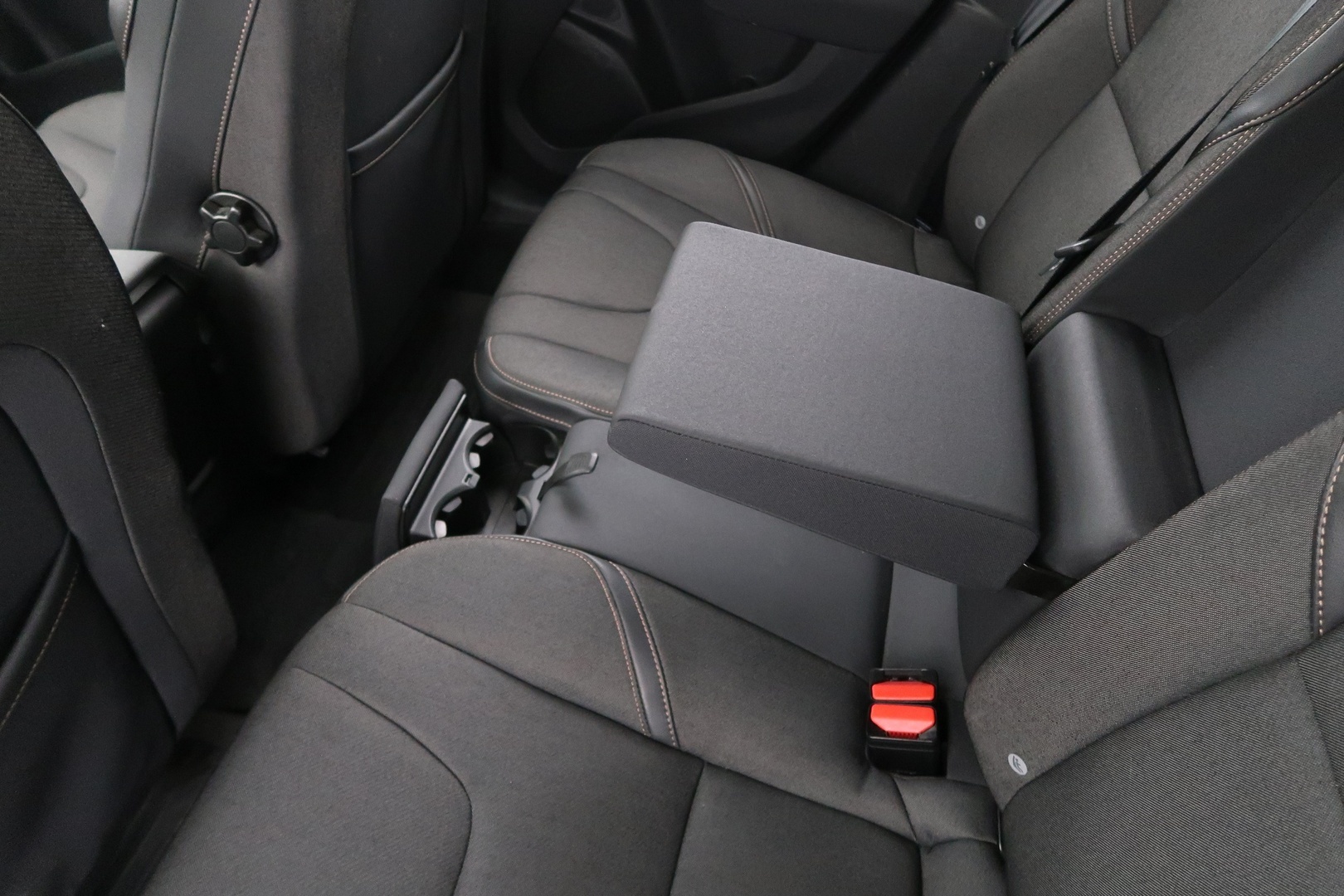 VOLVO V40 Cross Country 2015