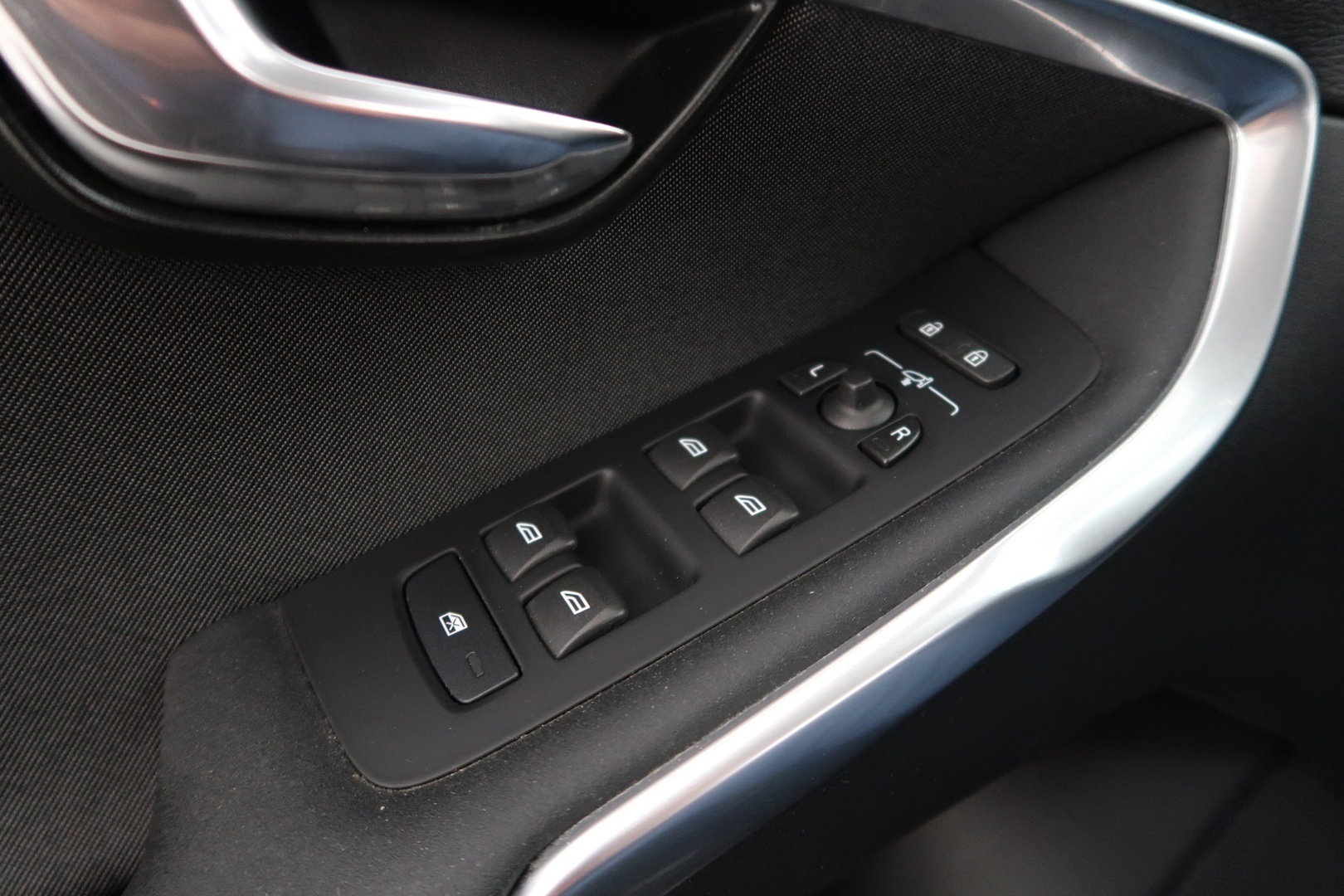 VOLVO V40 Cross Country 2015