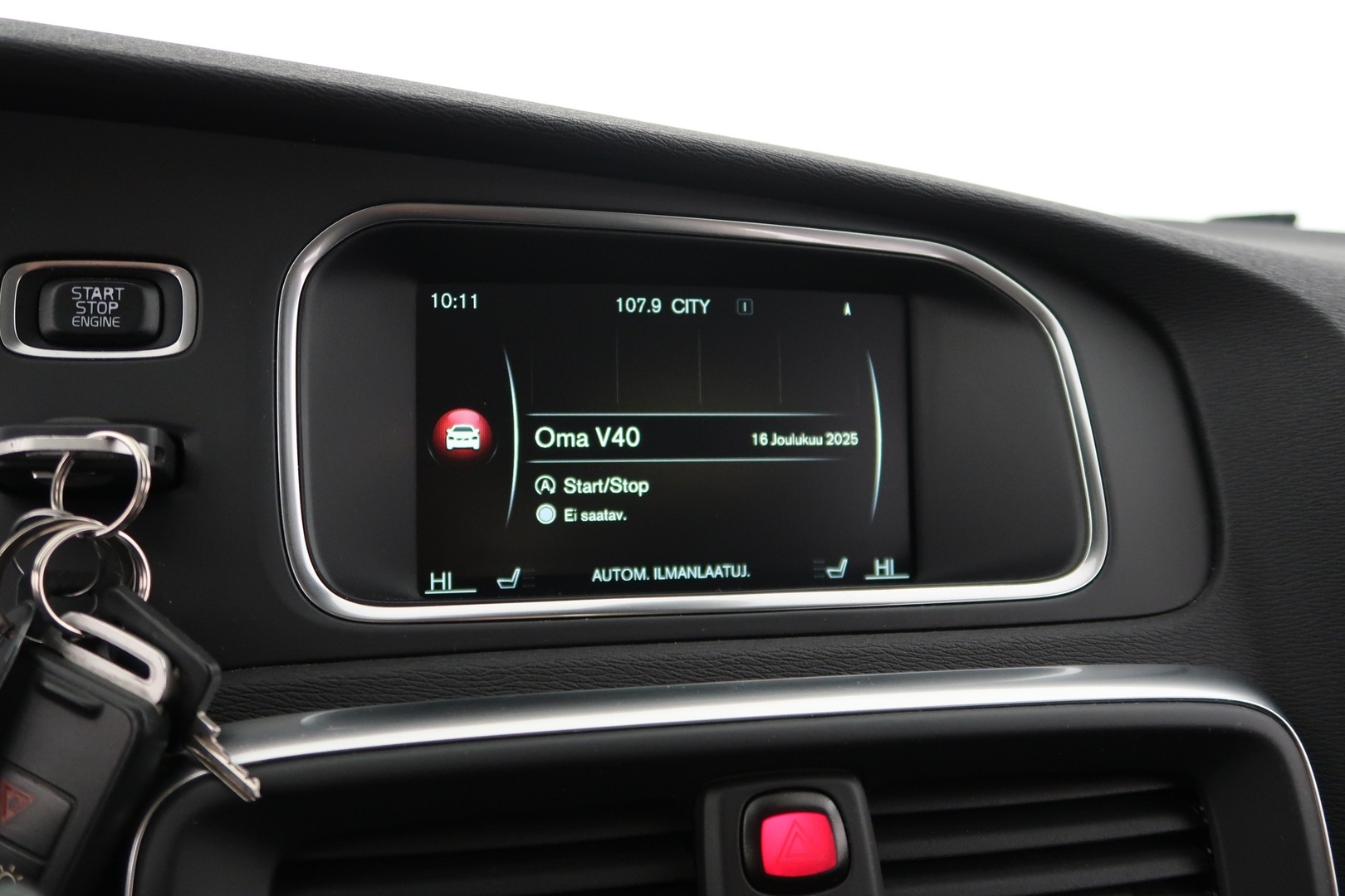 VOLVO V40 Cross Country 2015