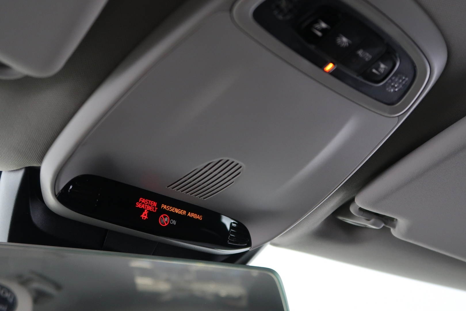 VOLVO V40 Cross Country 2015