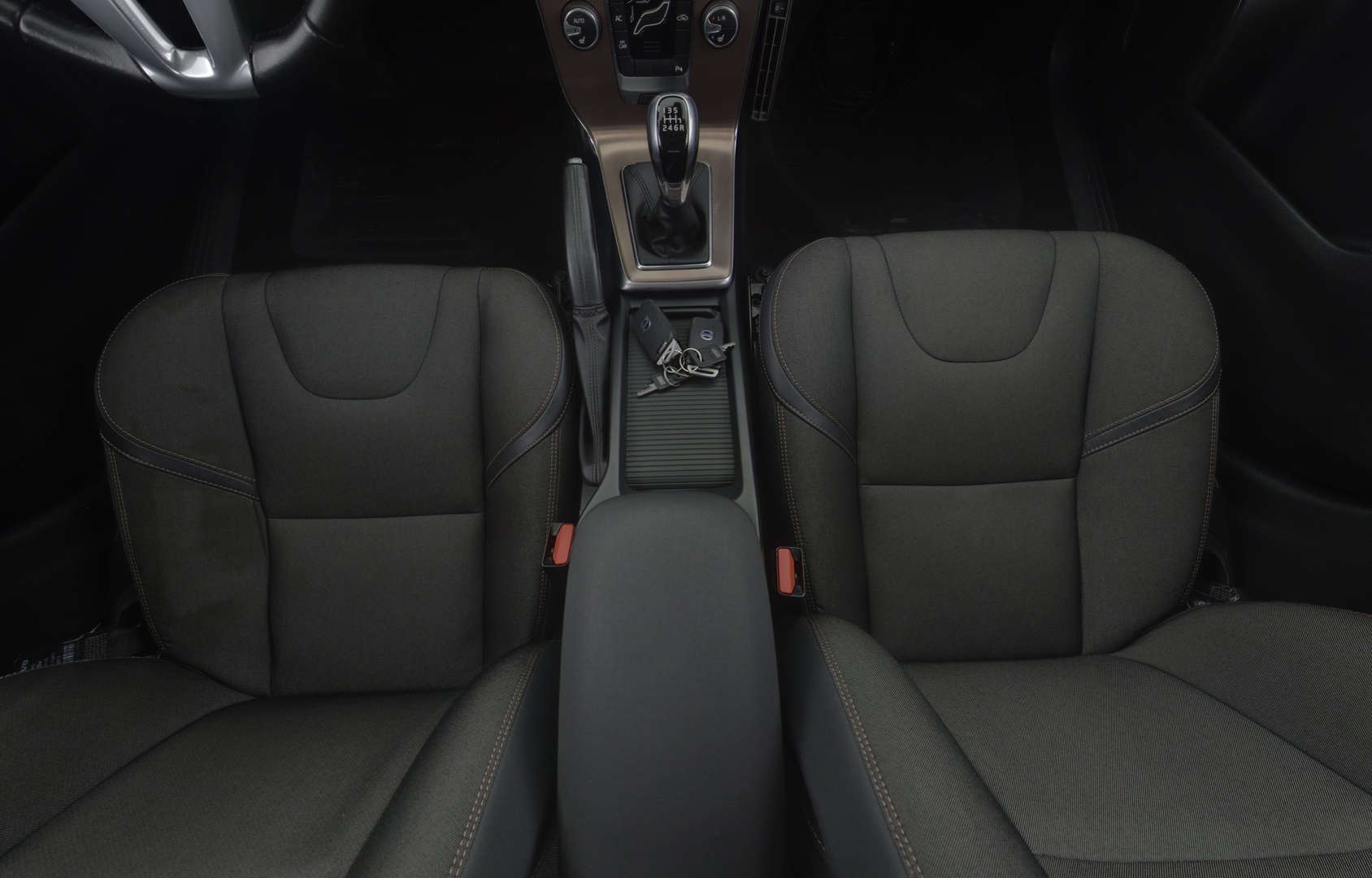 VOLVO V40 Cross Country 2015