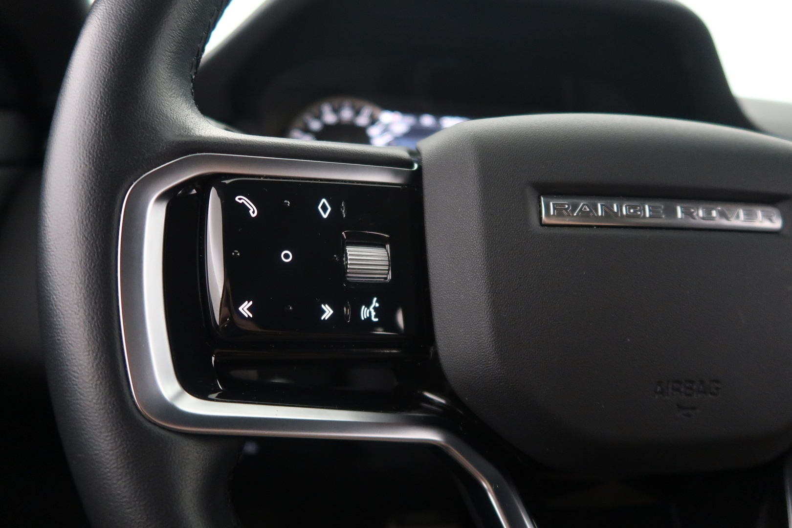 LAND ROVER Range Rover Evoque 2024