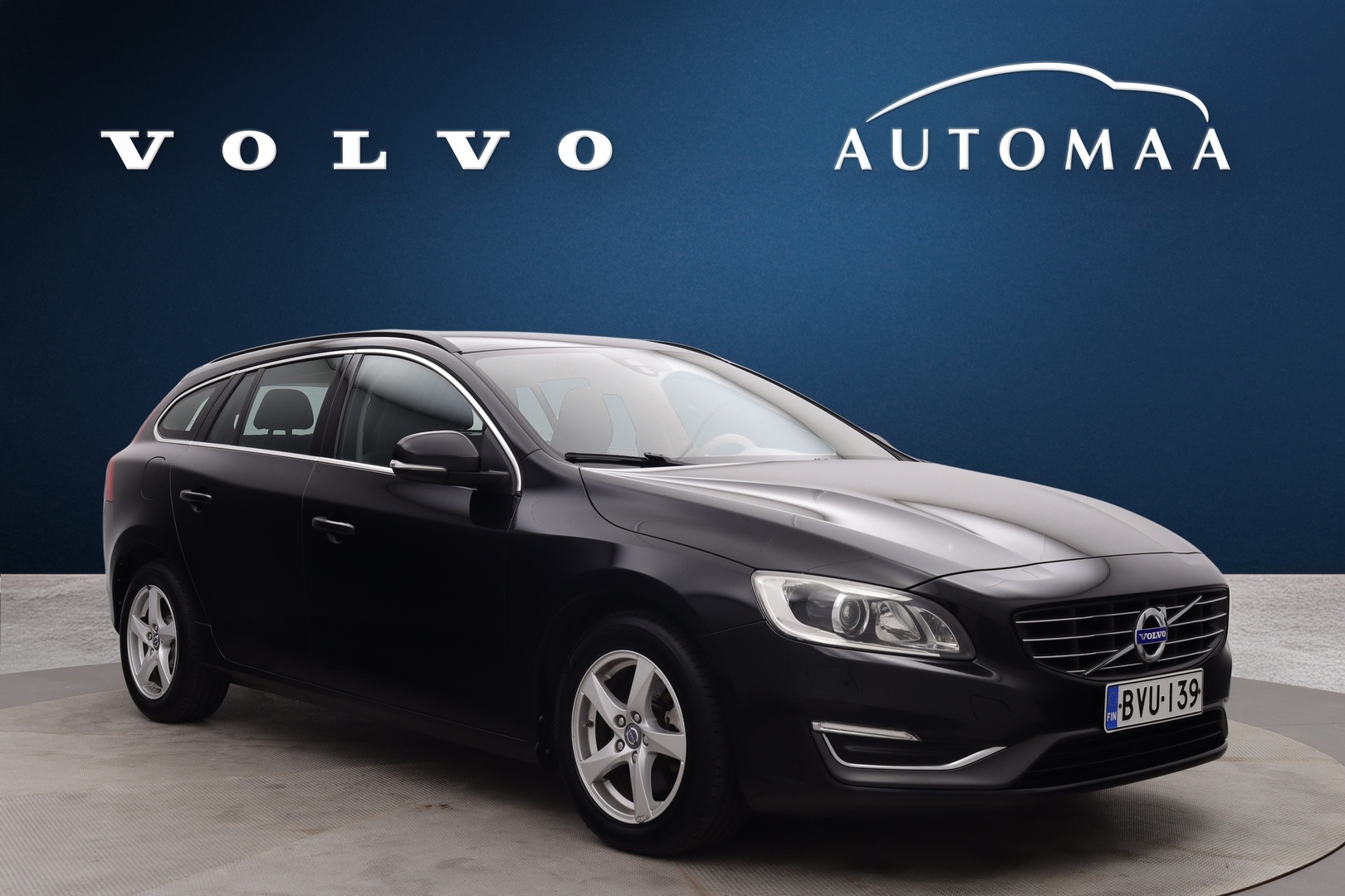 VOLVO V60 3
