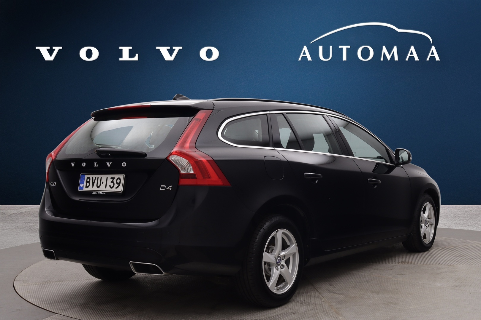 VOLVO V60 4