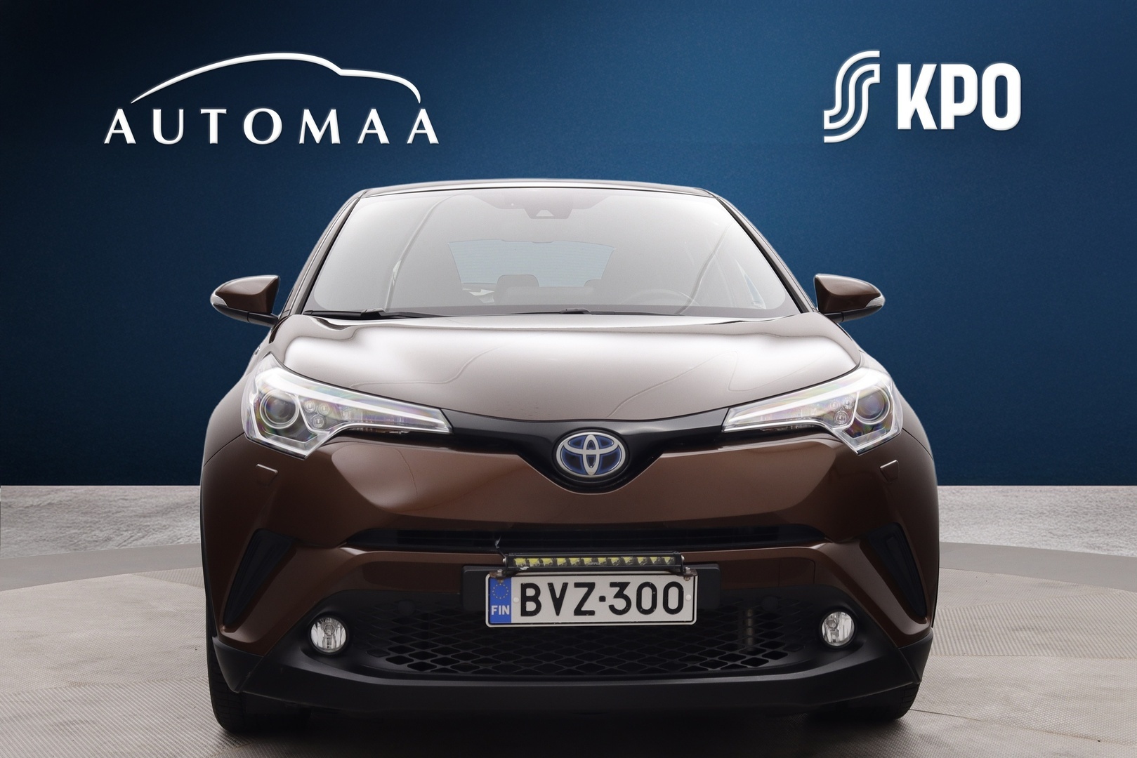 TOYOTA C-HR 2