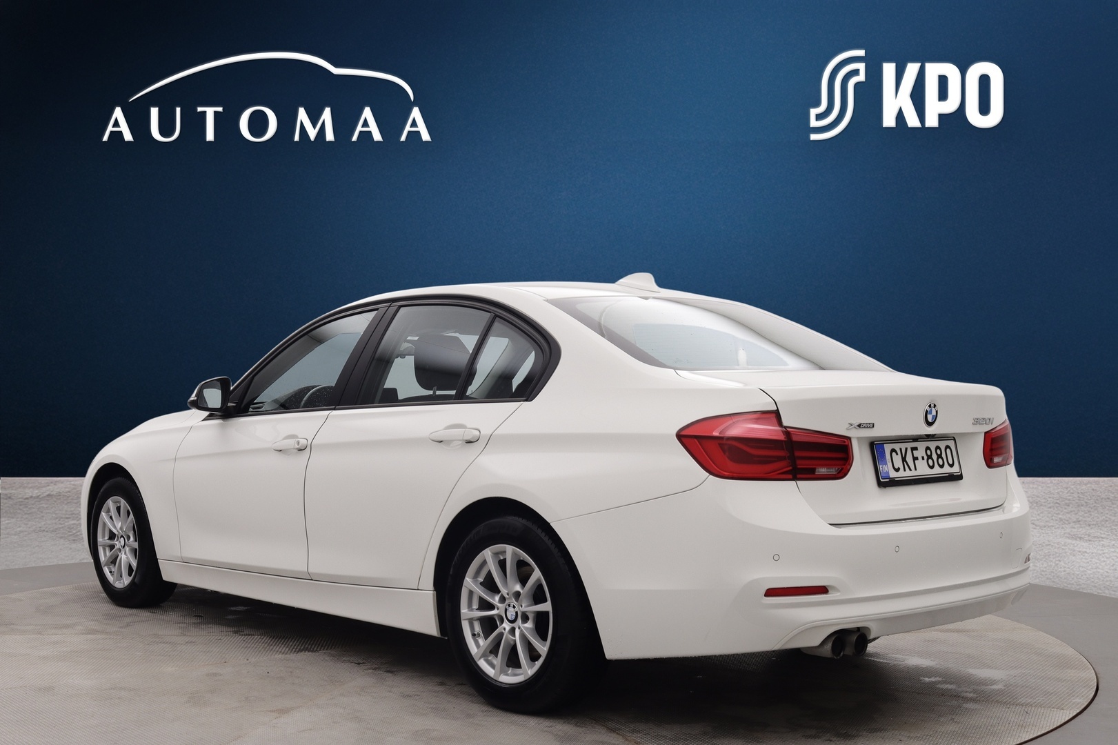 BMW 320 2015