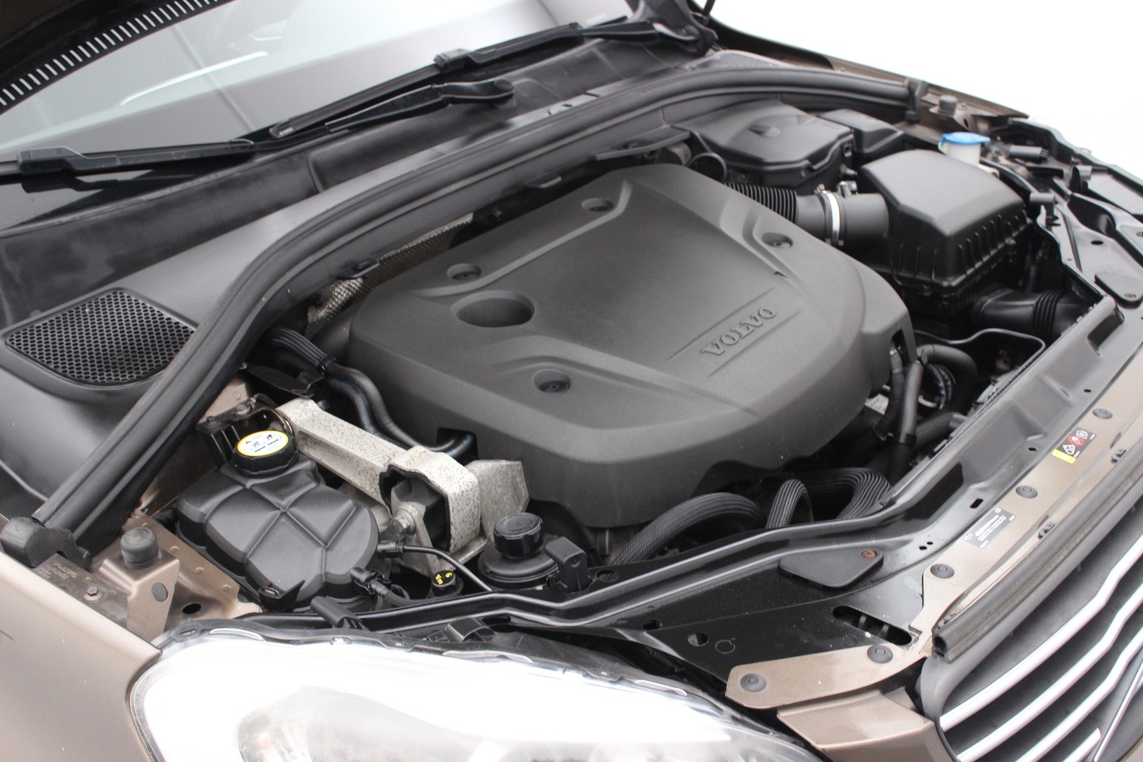 VOLVO XC60 2015