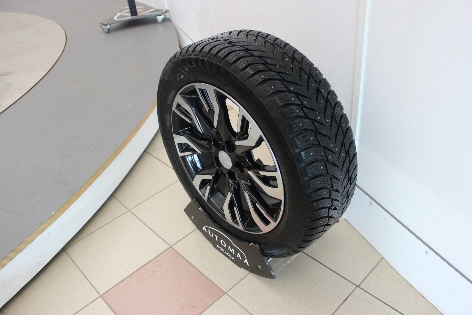 MITSUBISHI Outlander PHEV 2020