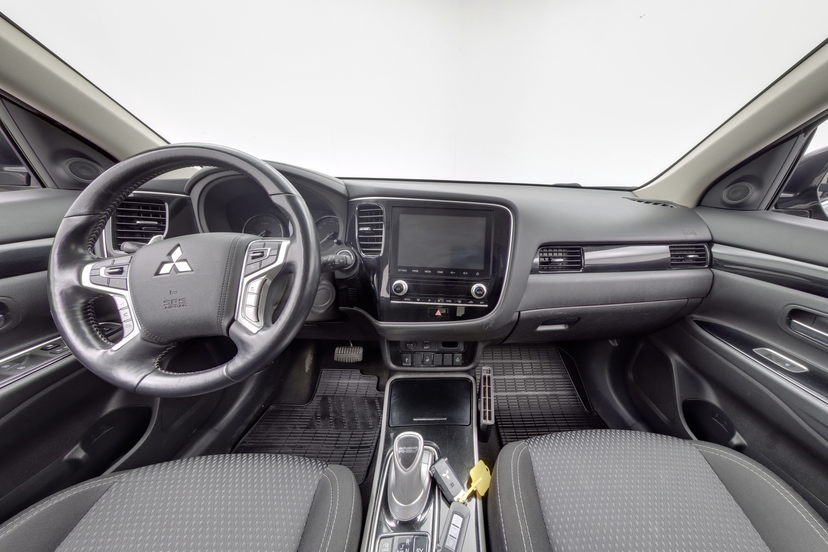 MITSUBISHI Outlander PHEV 2020