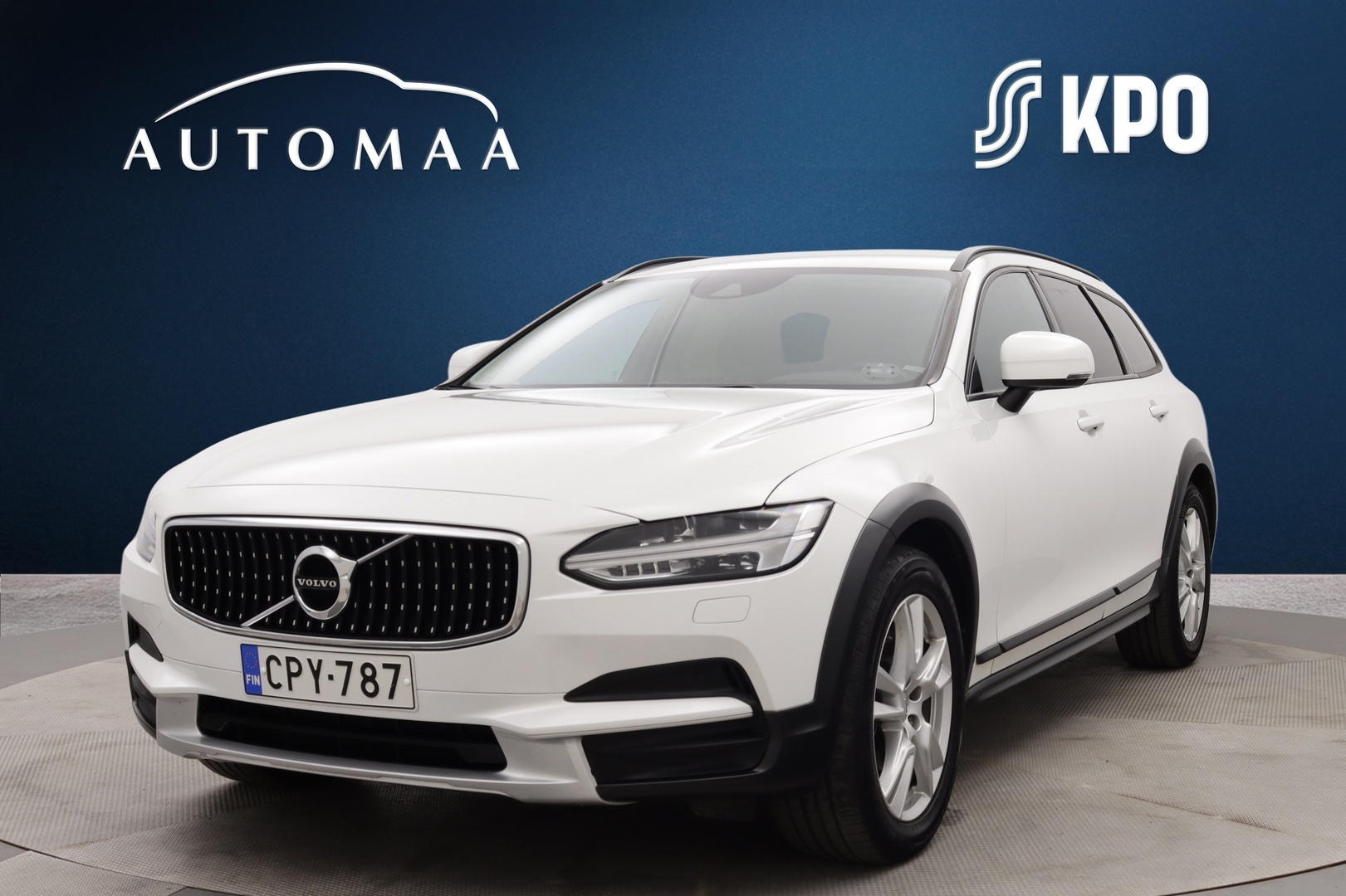 VOLVO V90 Cross Country 1
