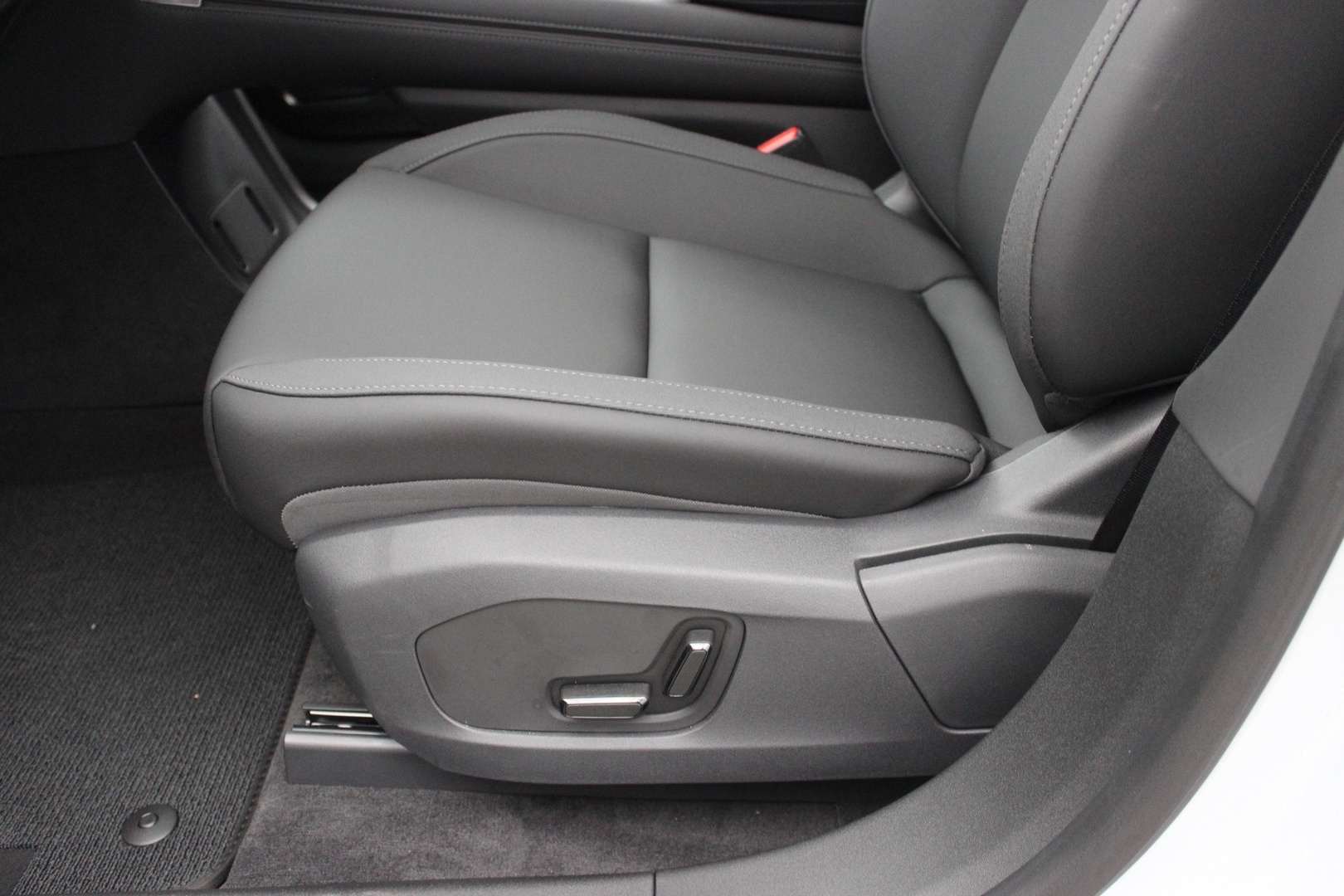 POLESTAR 4 2026