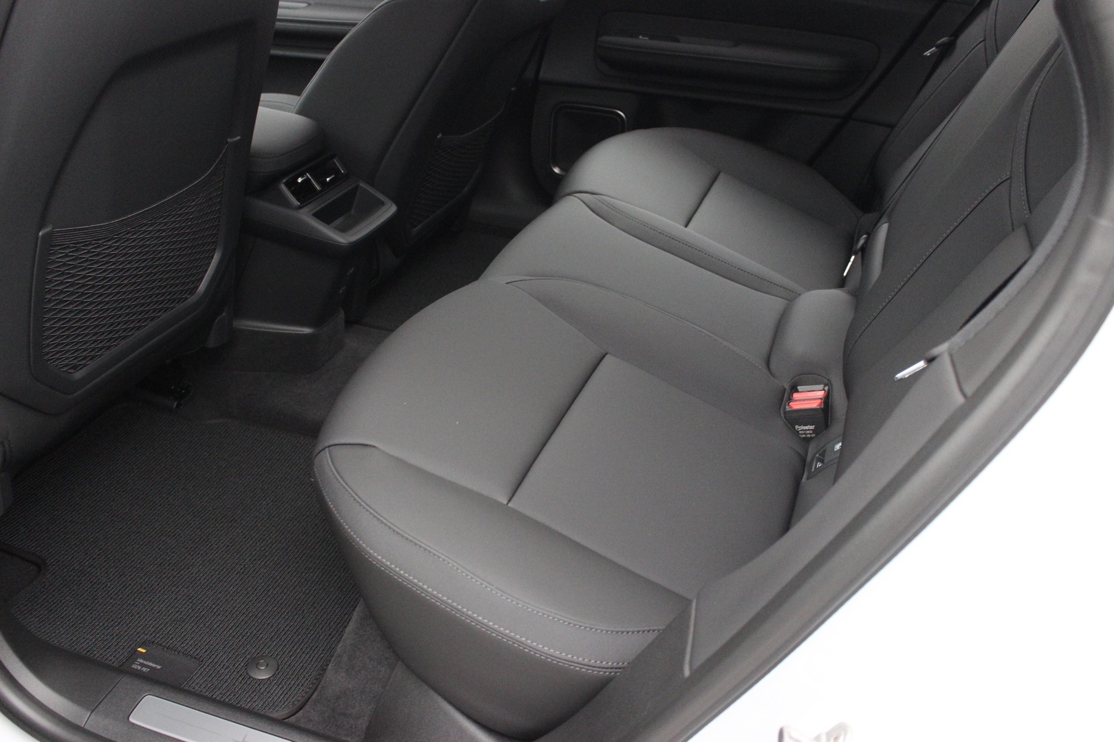 POLESTAR 4 2026