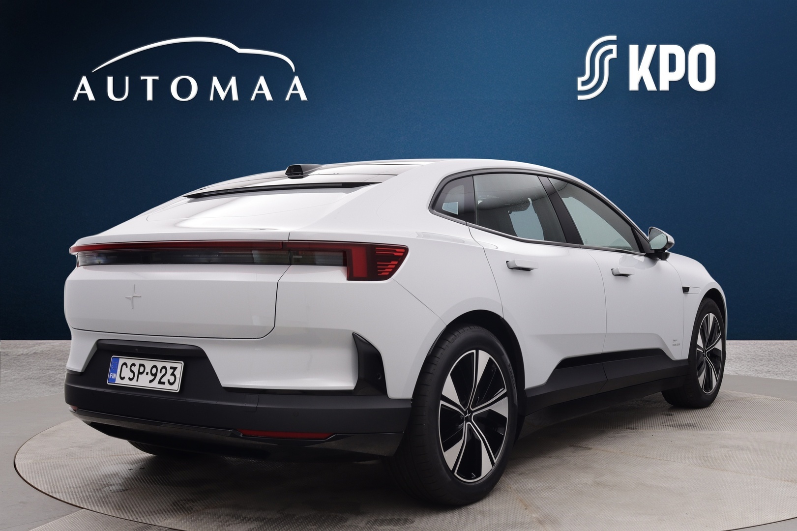 POLESTAR 4 2026