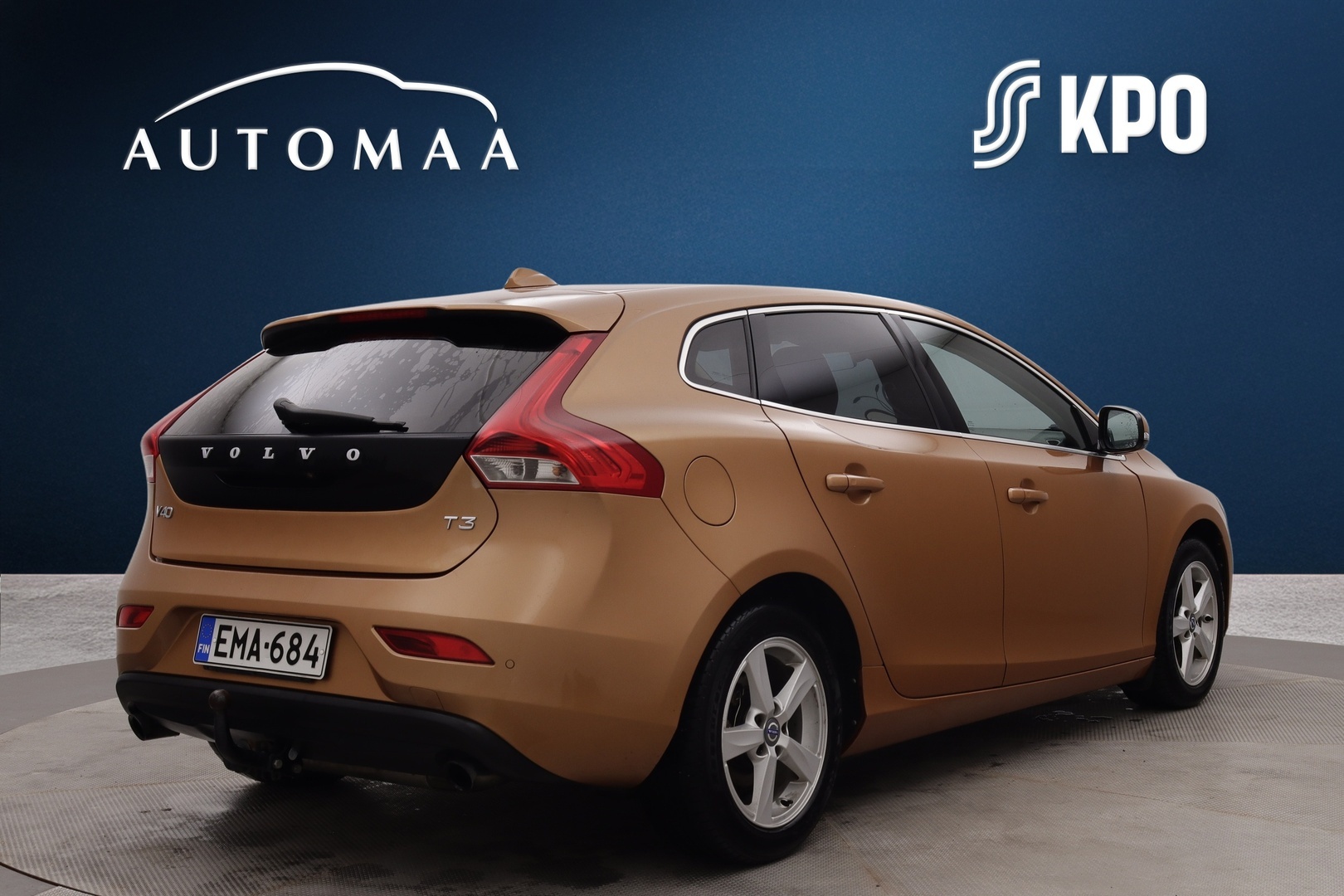 VOLVO V40 2012
