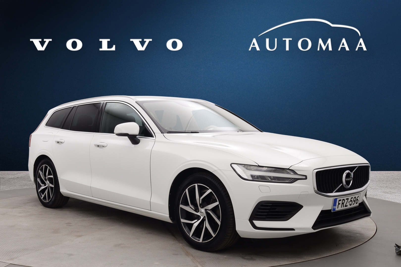 VOLVO V60 3