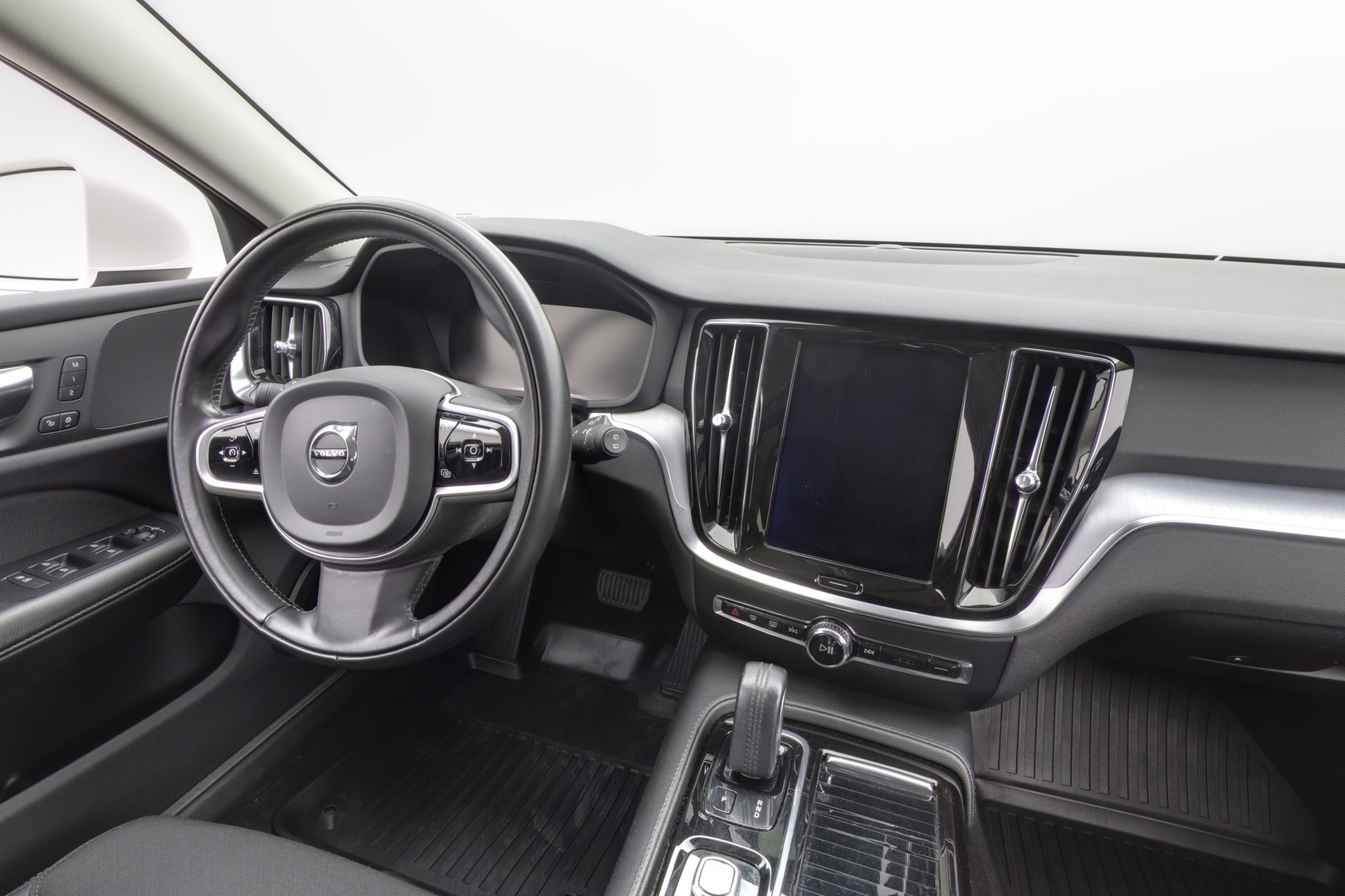 VOLVO V60 8