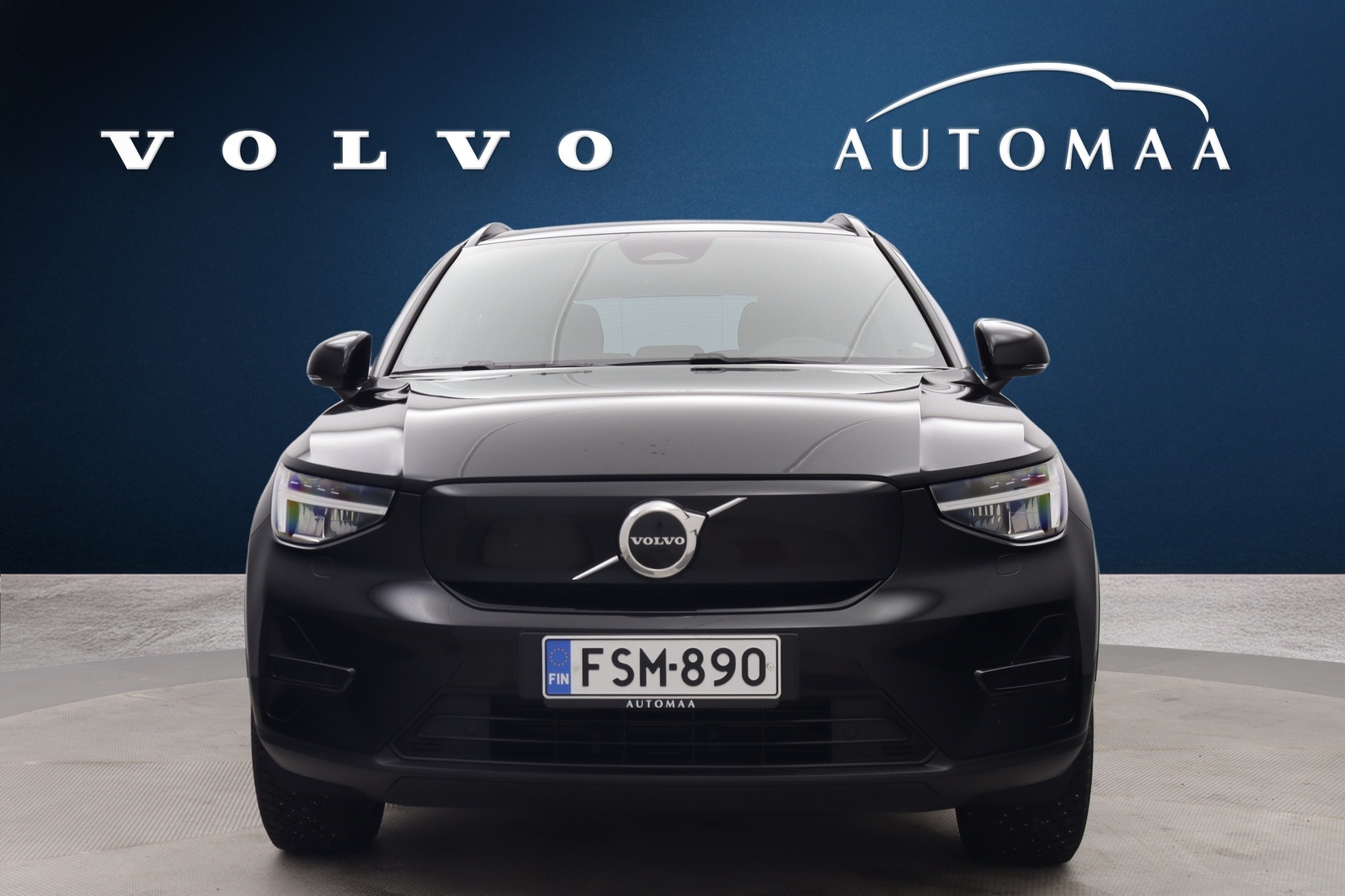 VOLVO XC40 2023